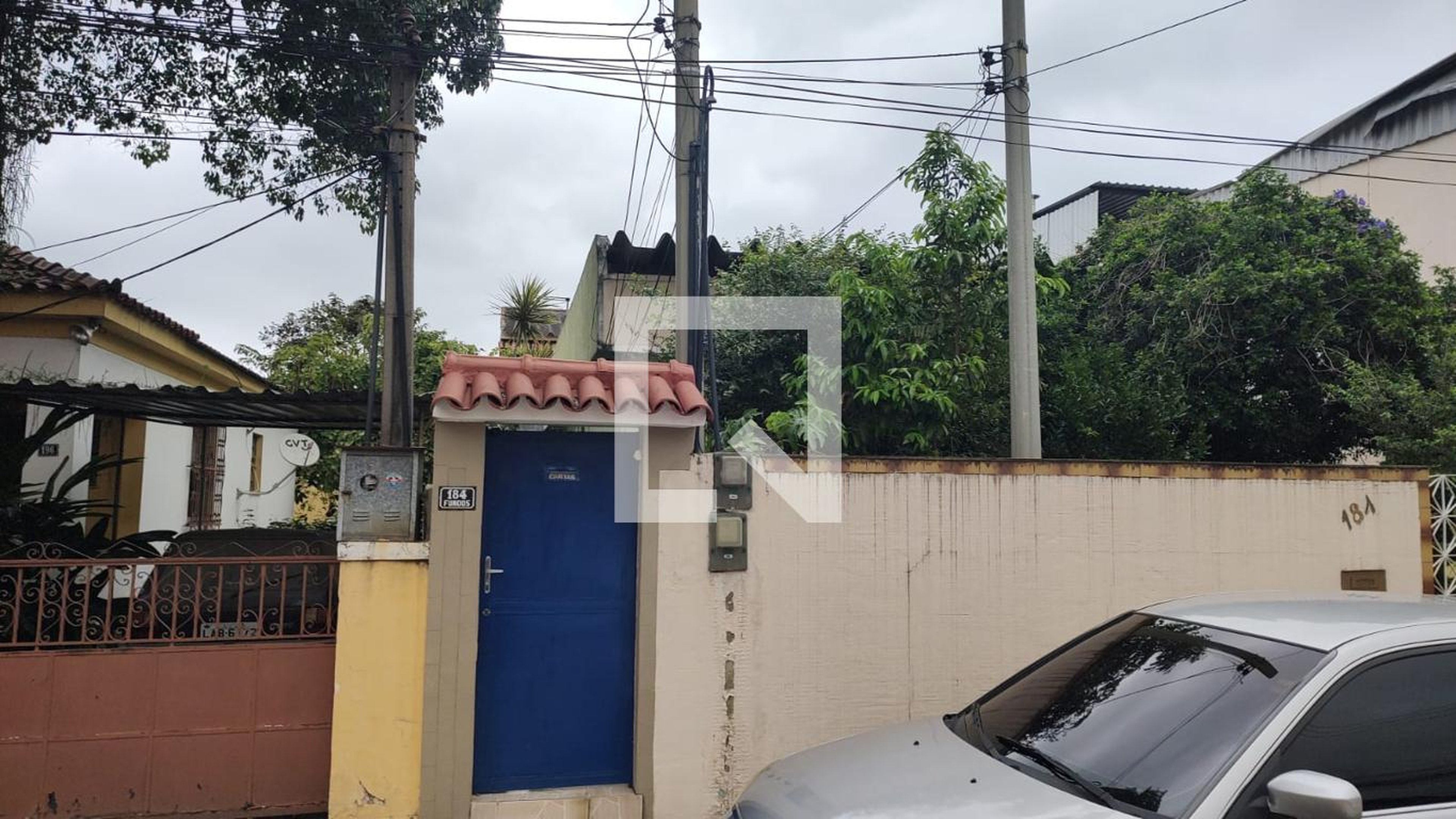 fachada Condomínio em Rua Otacílio Novais, 184