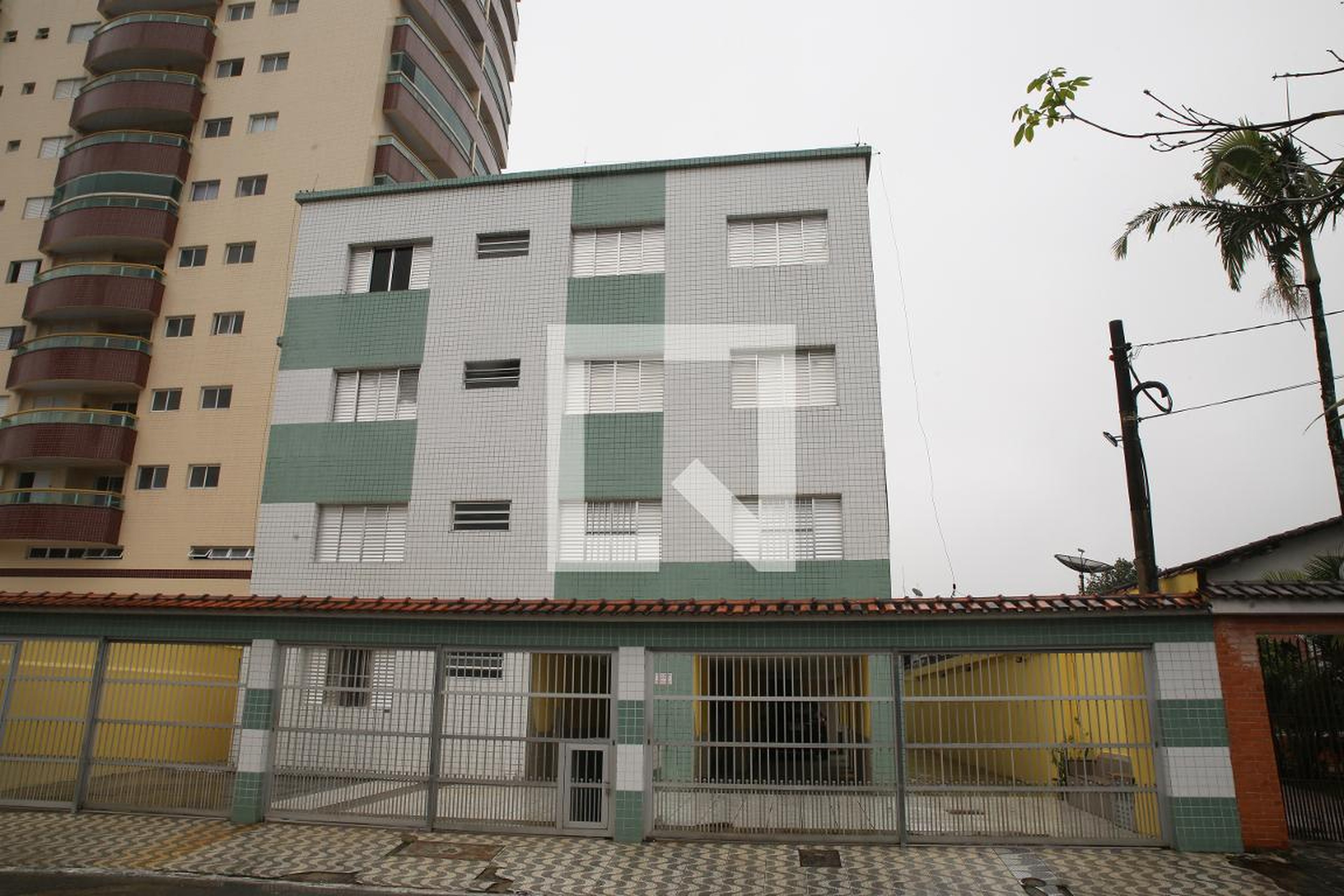 Fachada Condomínio Imigrantes