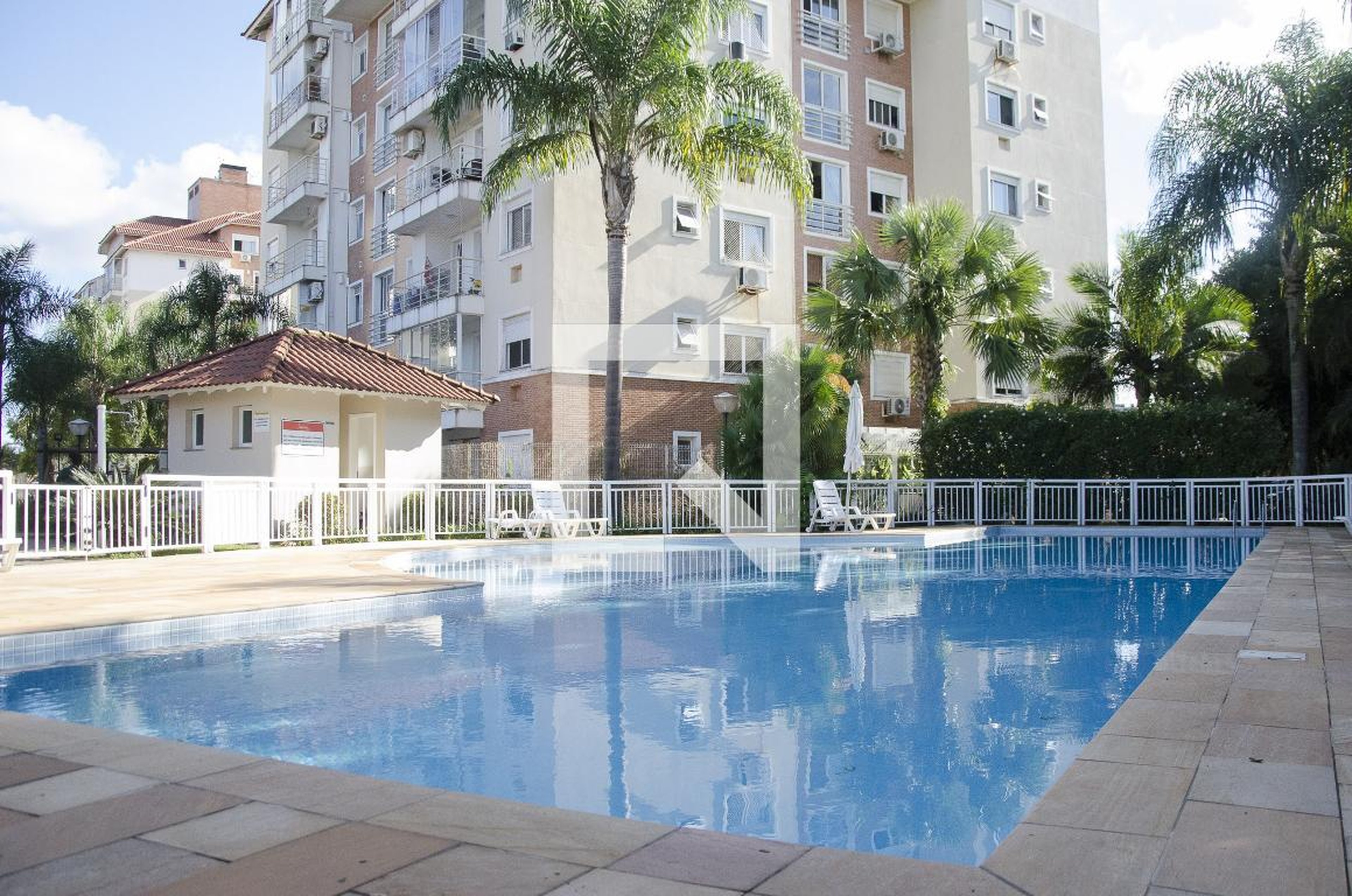 Piscina - Jardim Baviera