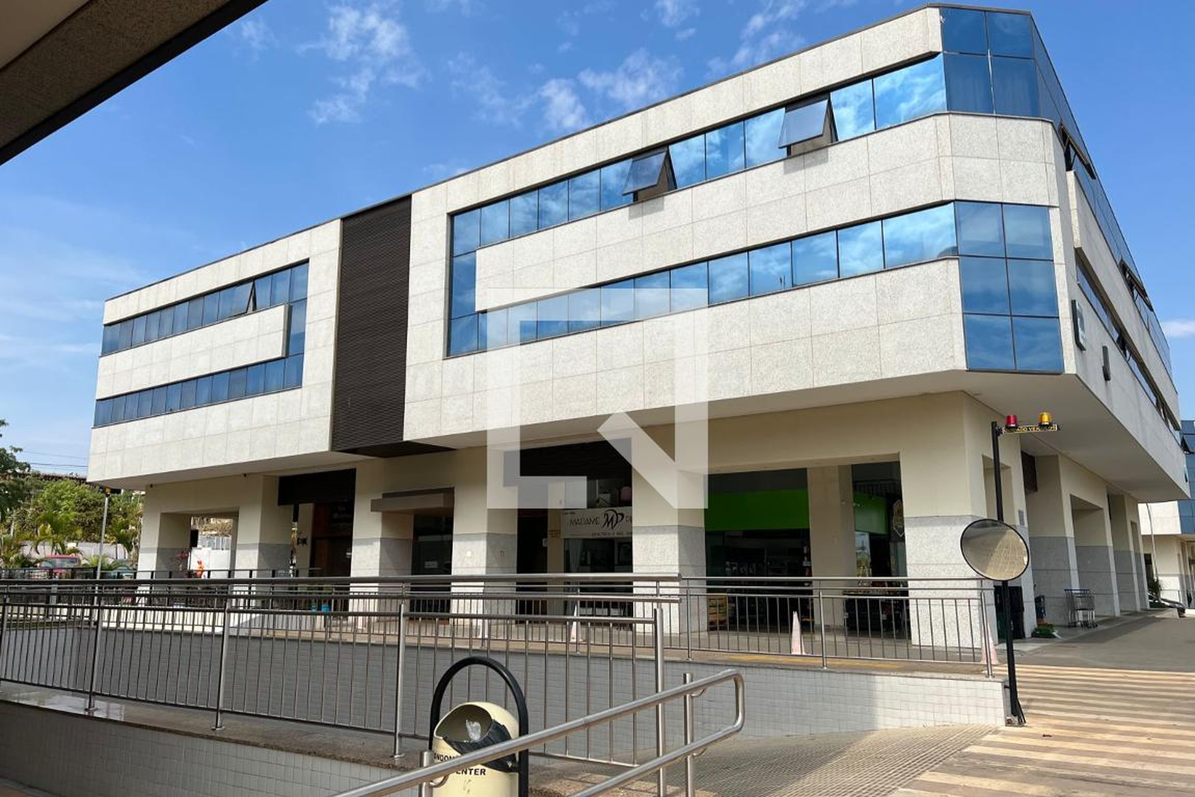 Fachada do Prédio Condomínio em CLNW 10/11, 710