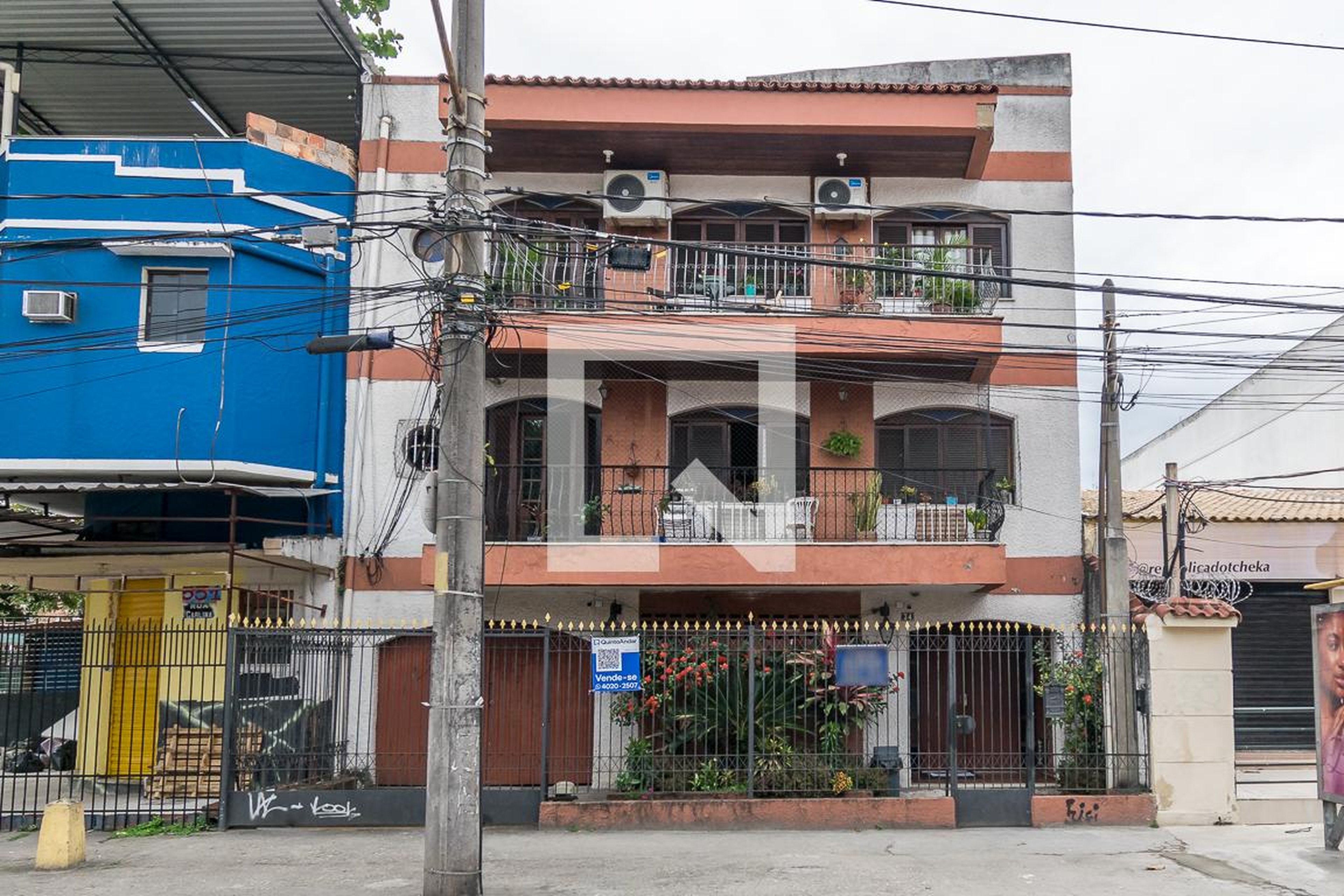 Fachada do prédio Edifício Colonial