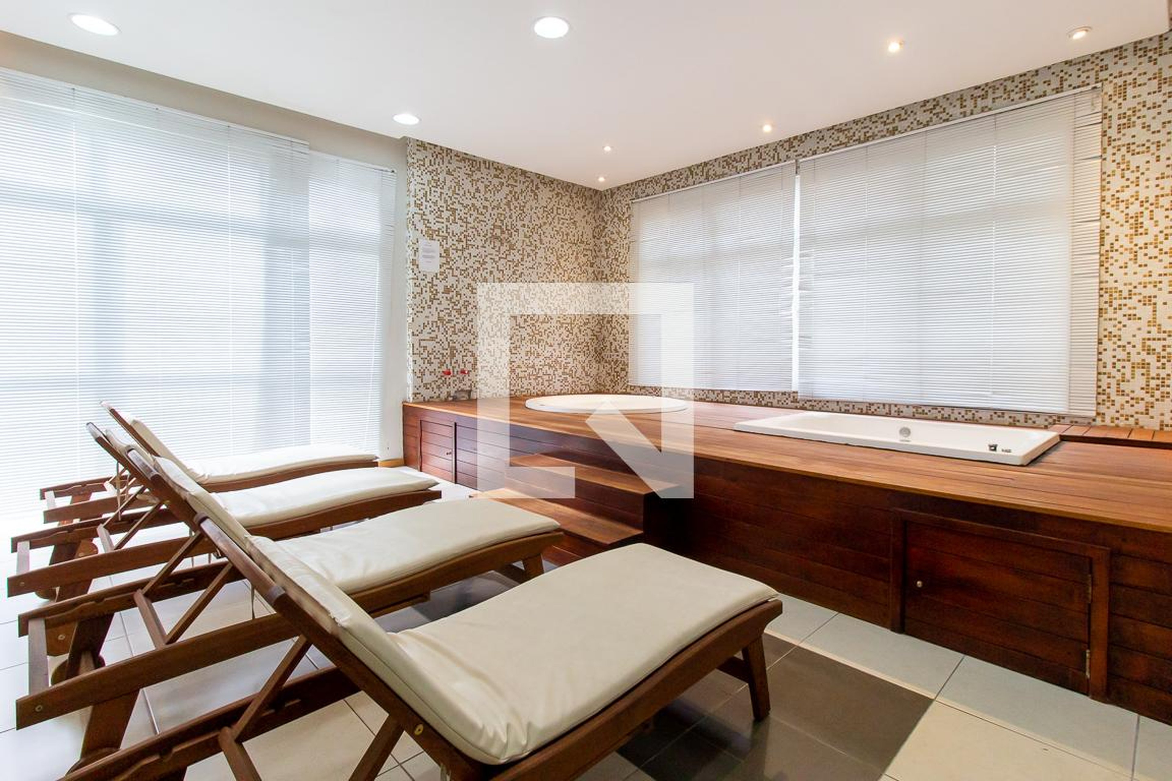 Spa - Edifício Comercial Corporate Emiliano