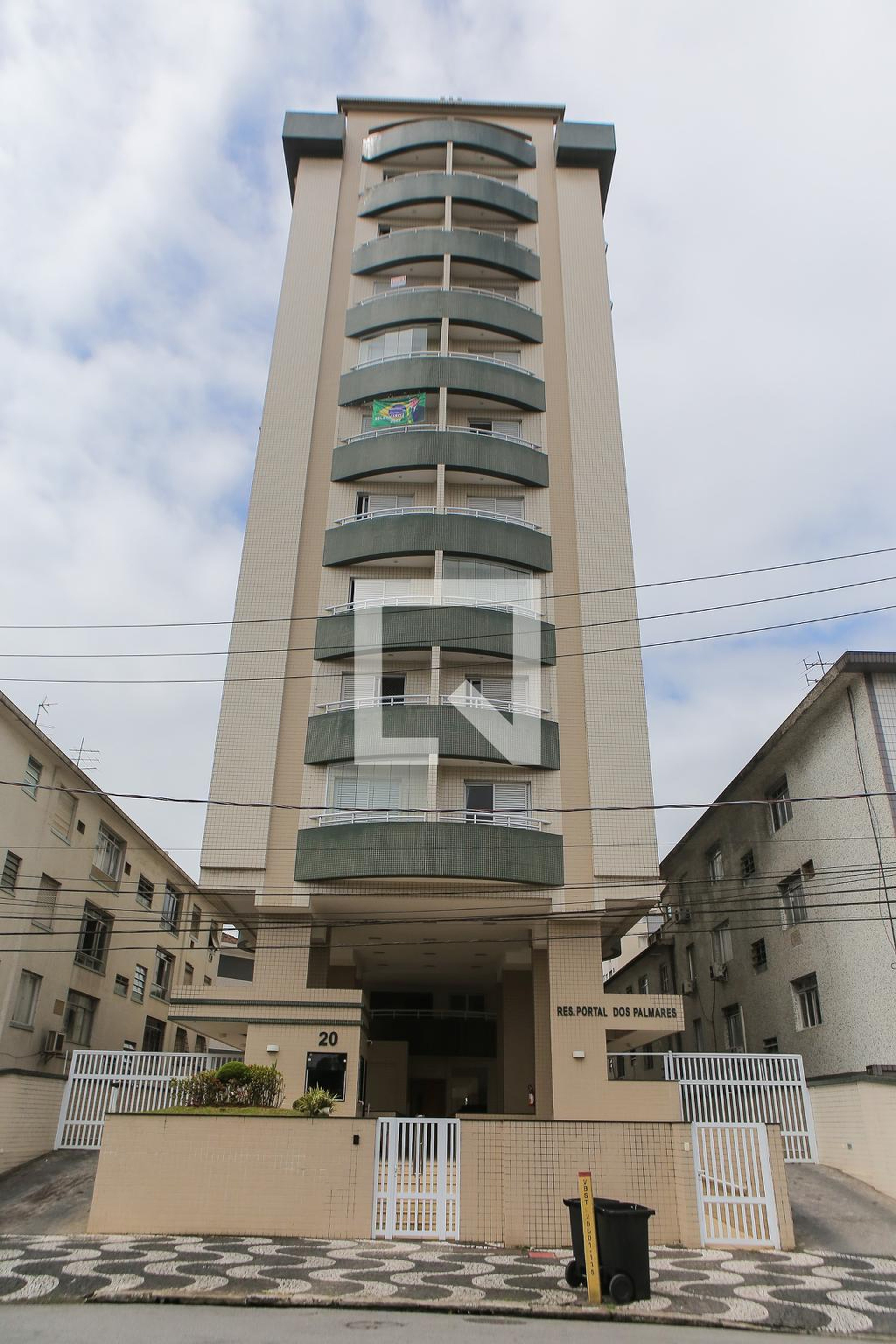 Fachada Condomínio portal dos Palmares