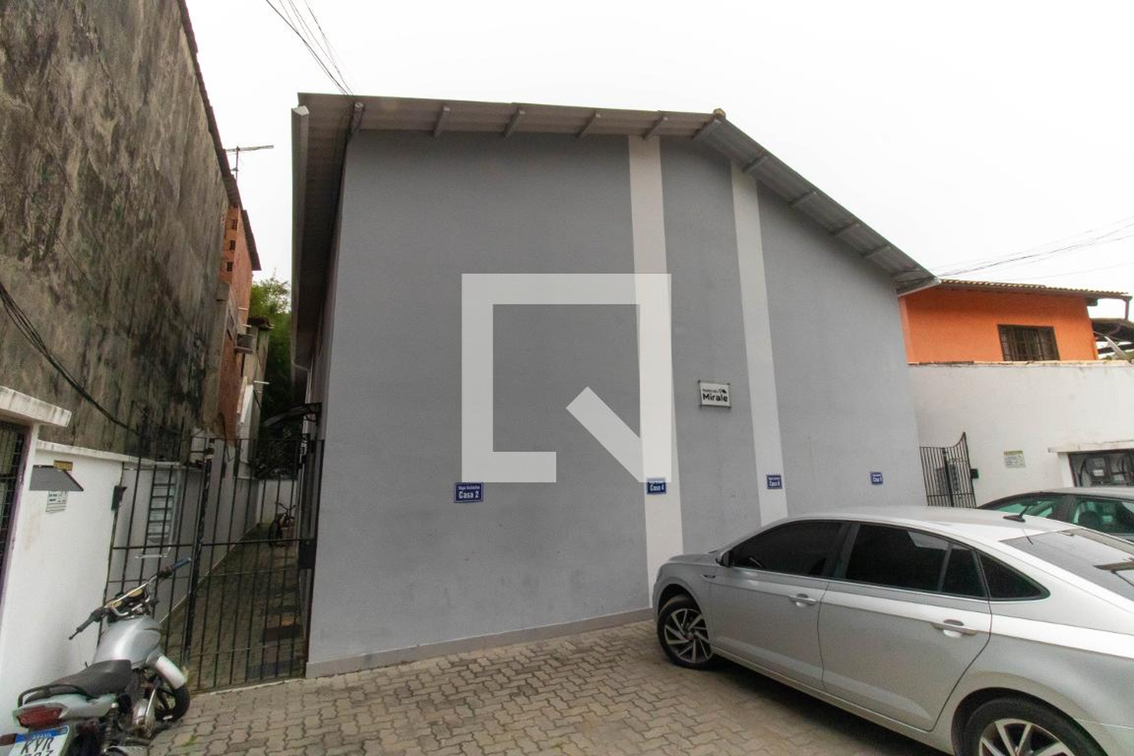 Fachada Condomínio em Rua Eduvirges Ribeiro de Magalhães, 141