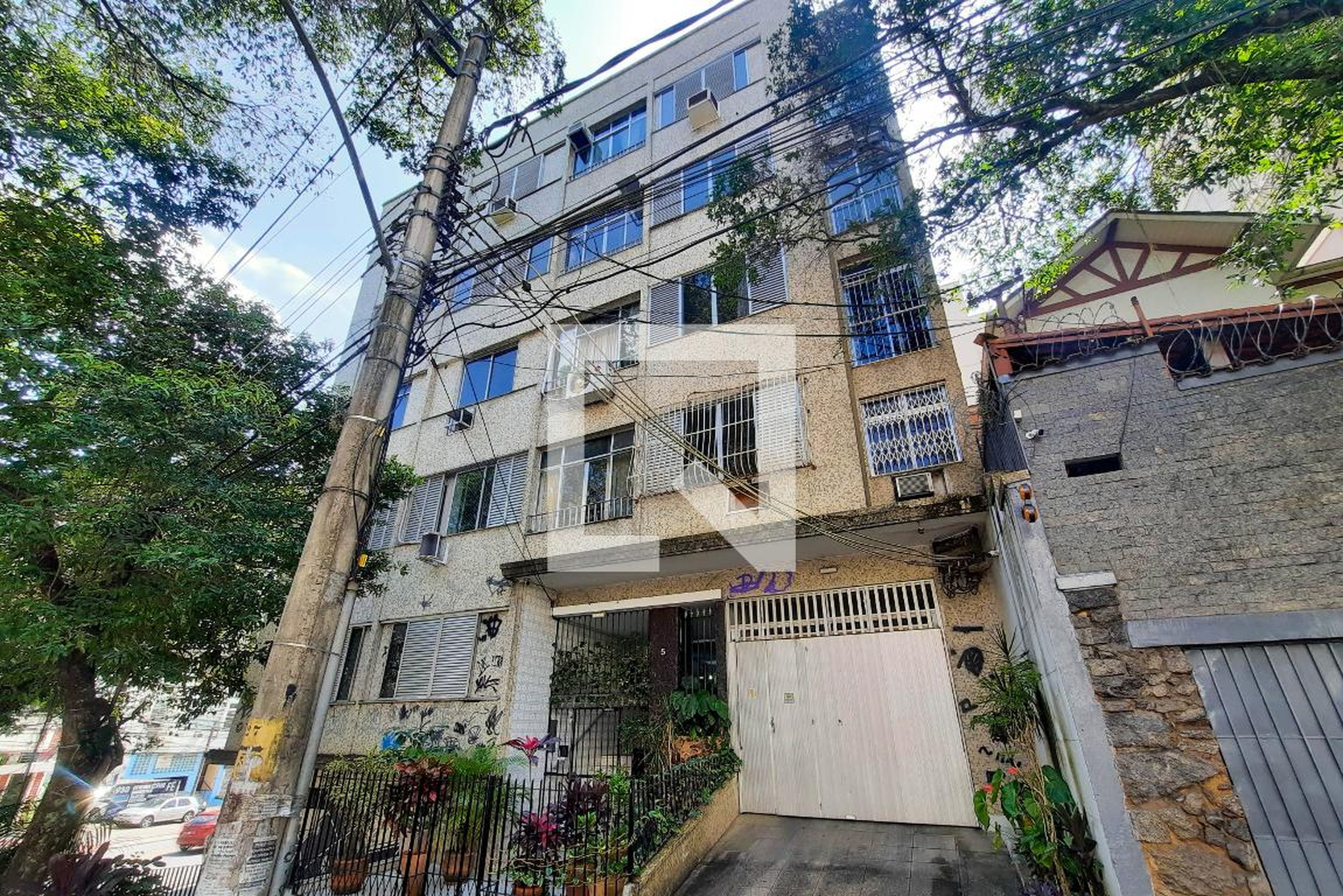 Fachada Condomínio Cascata