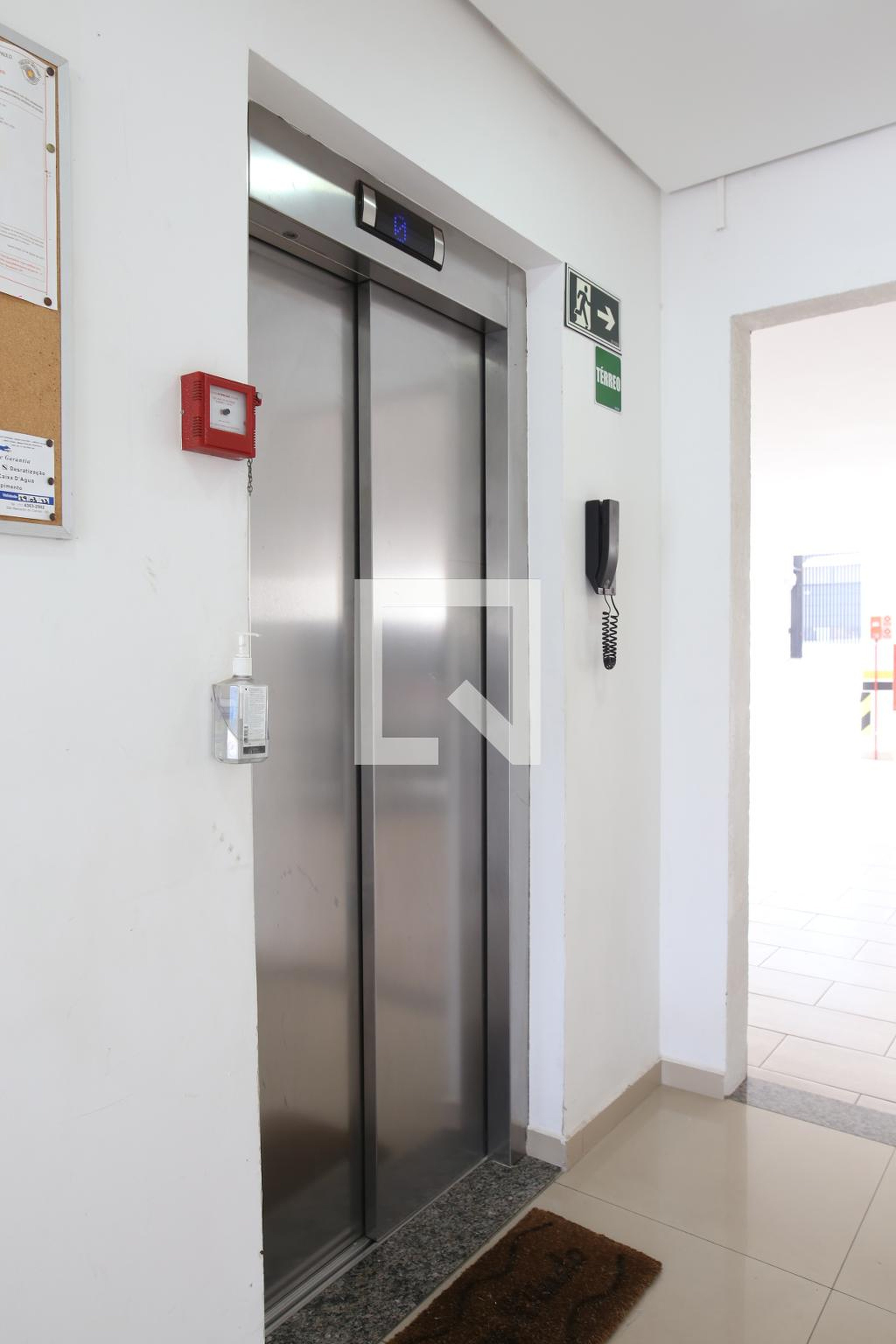 Elevador - Residencial Helena