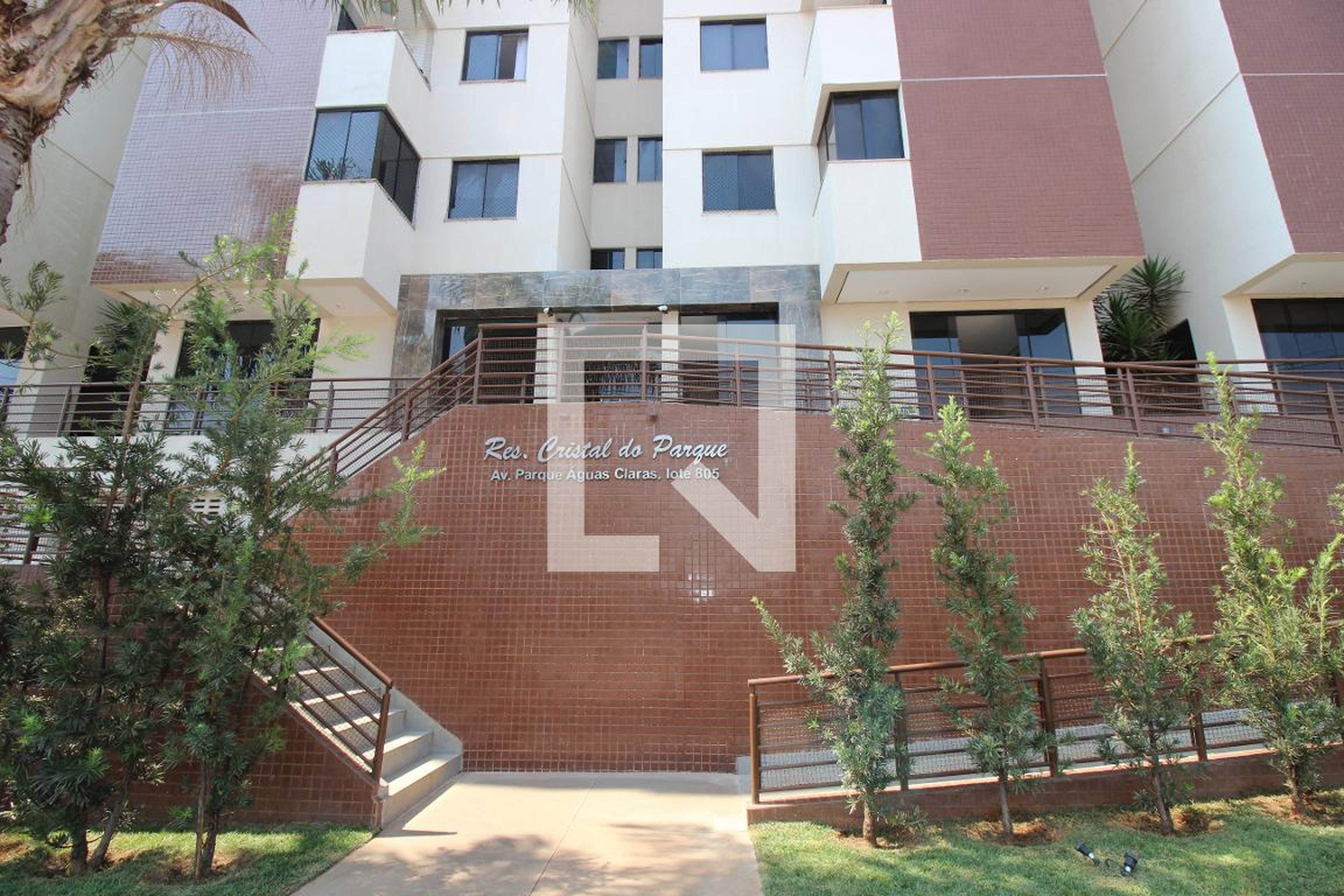 Fachada Residencial Cristal do Parque