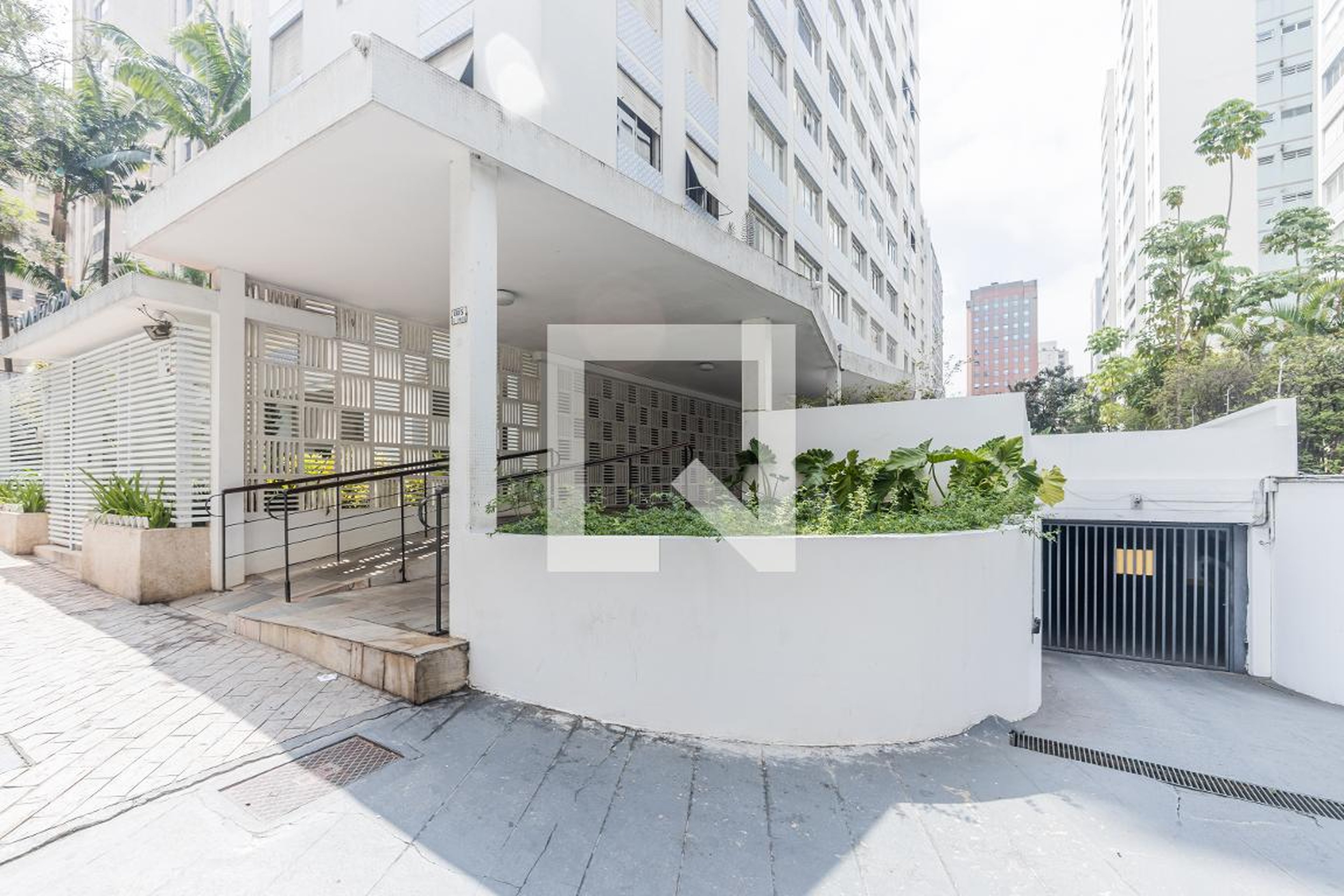 Fachada do Condomínio Edifício Limeira