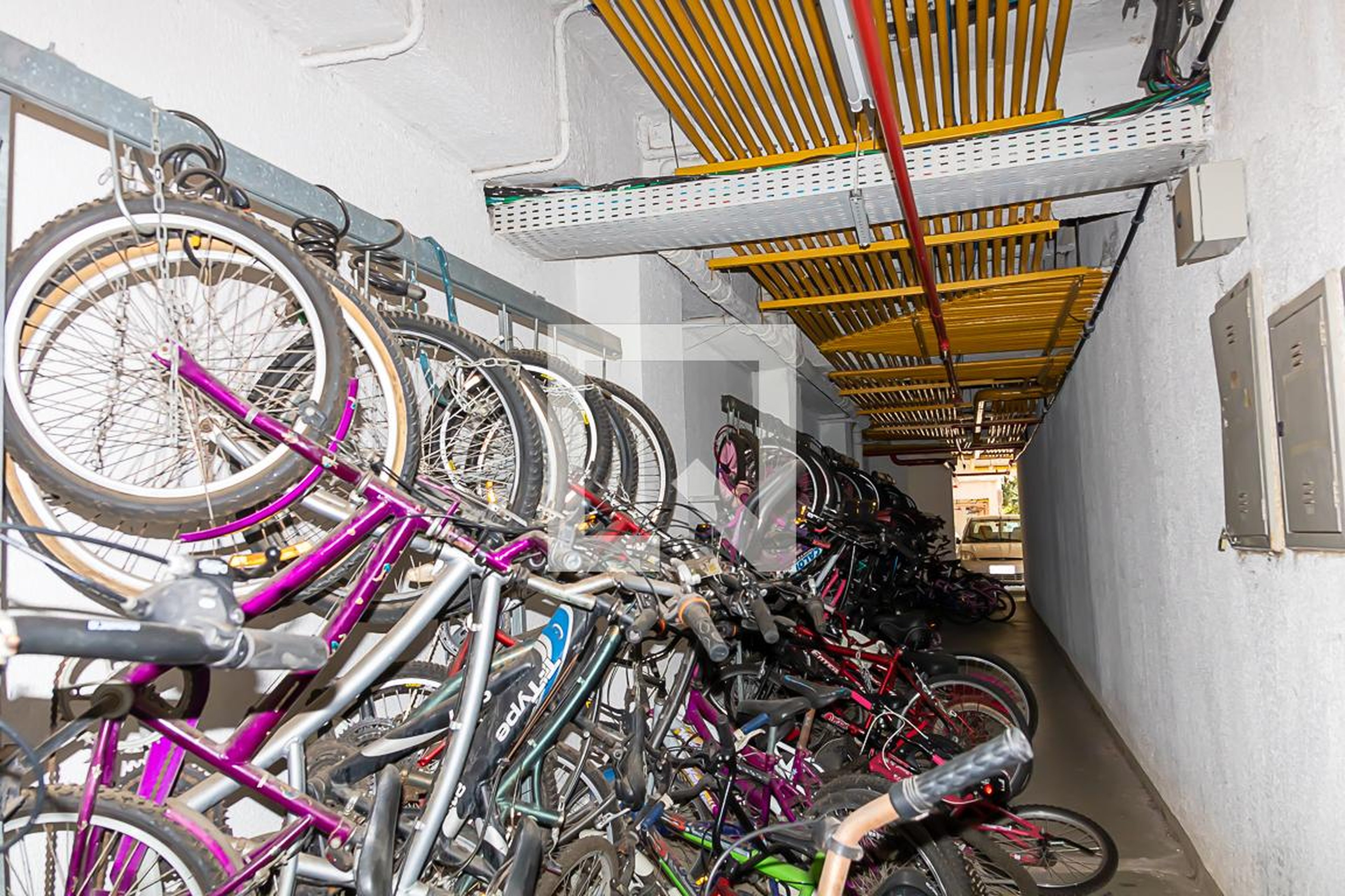 Bicicletario - Spazio Riverside