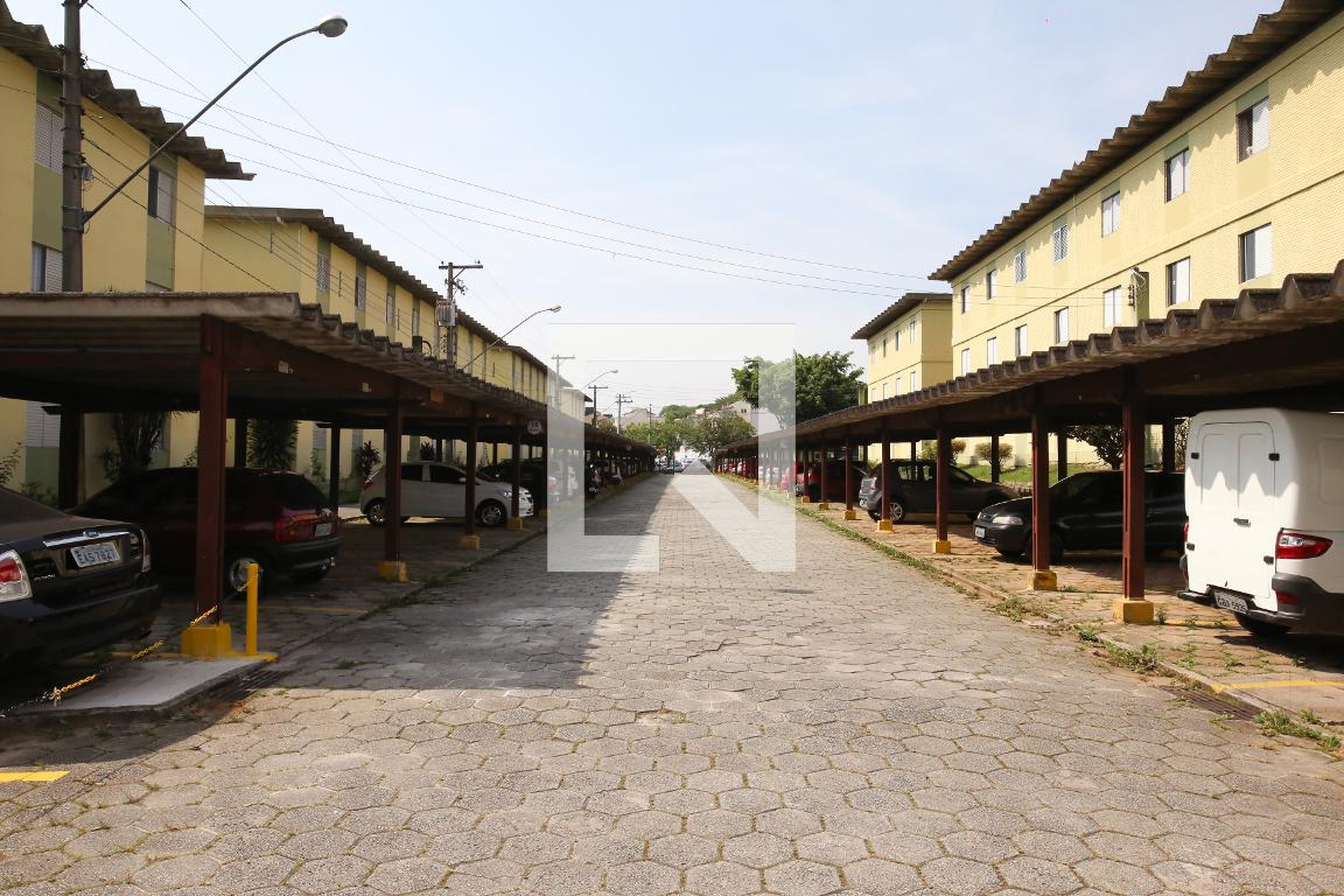 Estacionamento - Residencial Parque Royal