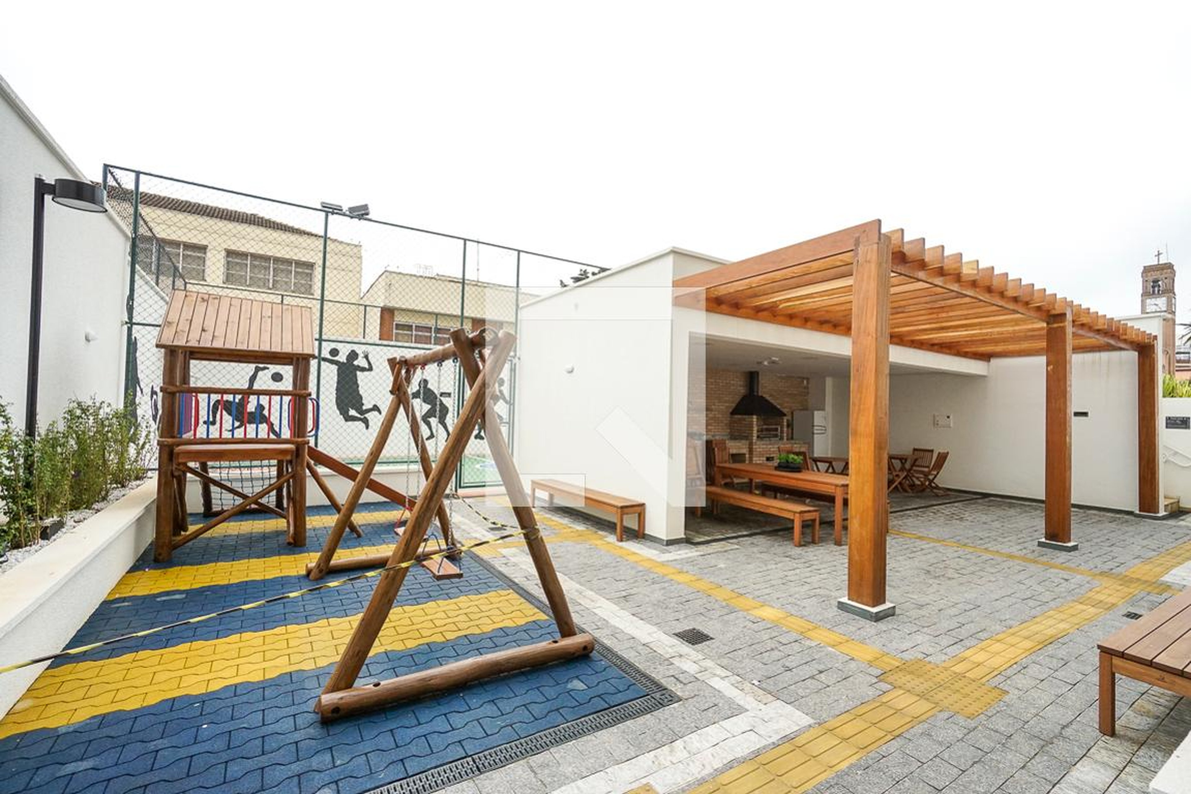 Playground - Supremo Vila Matilde