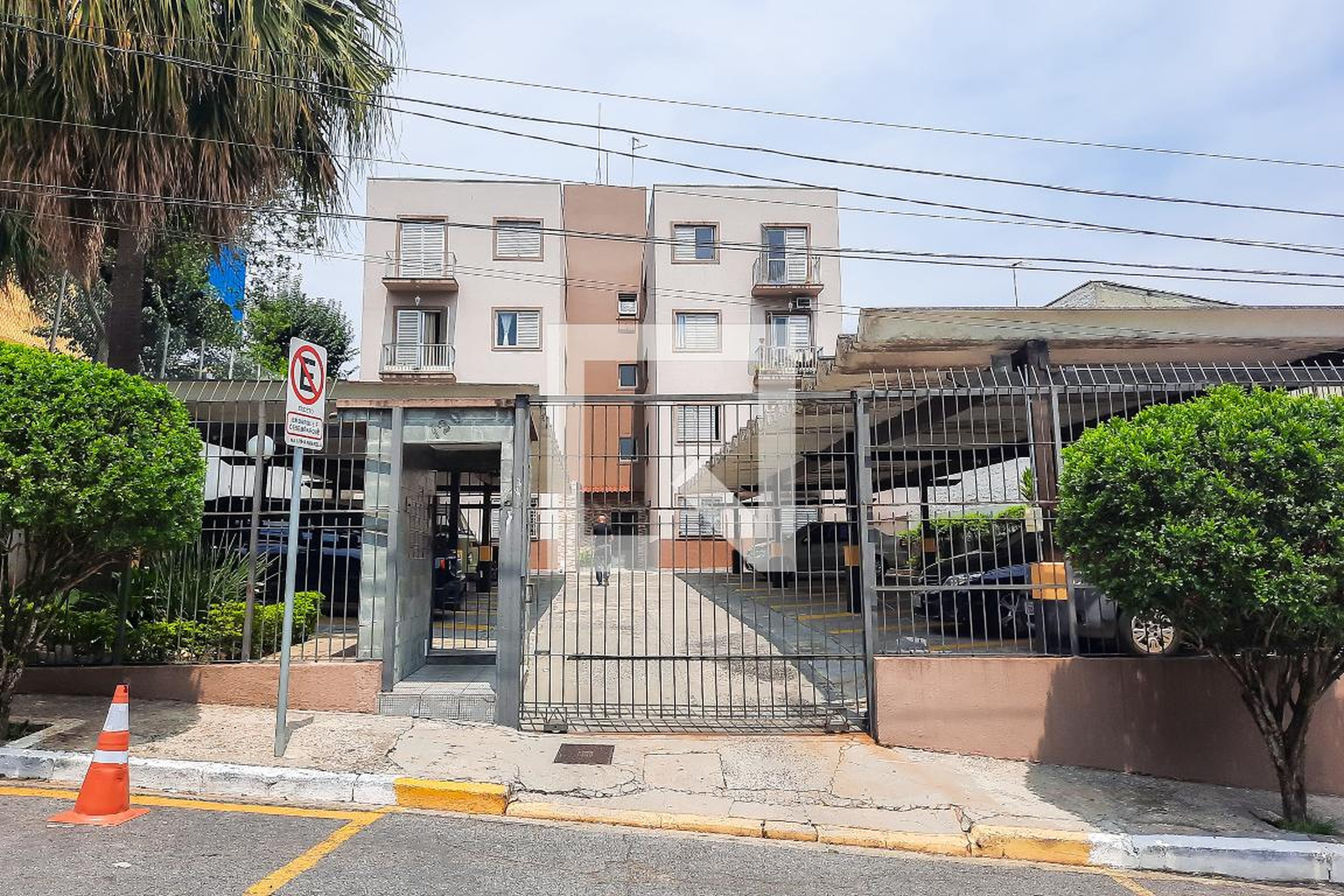 Fachada do Condomínio Condomínio em Rua Benedetto Marson, 120