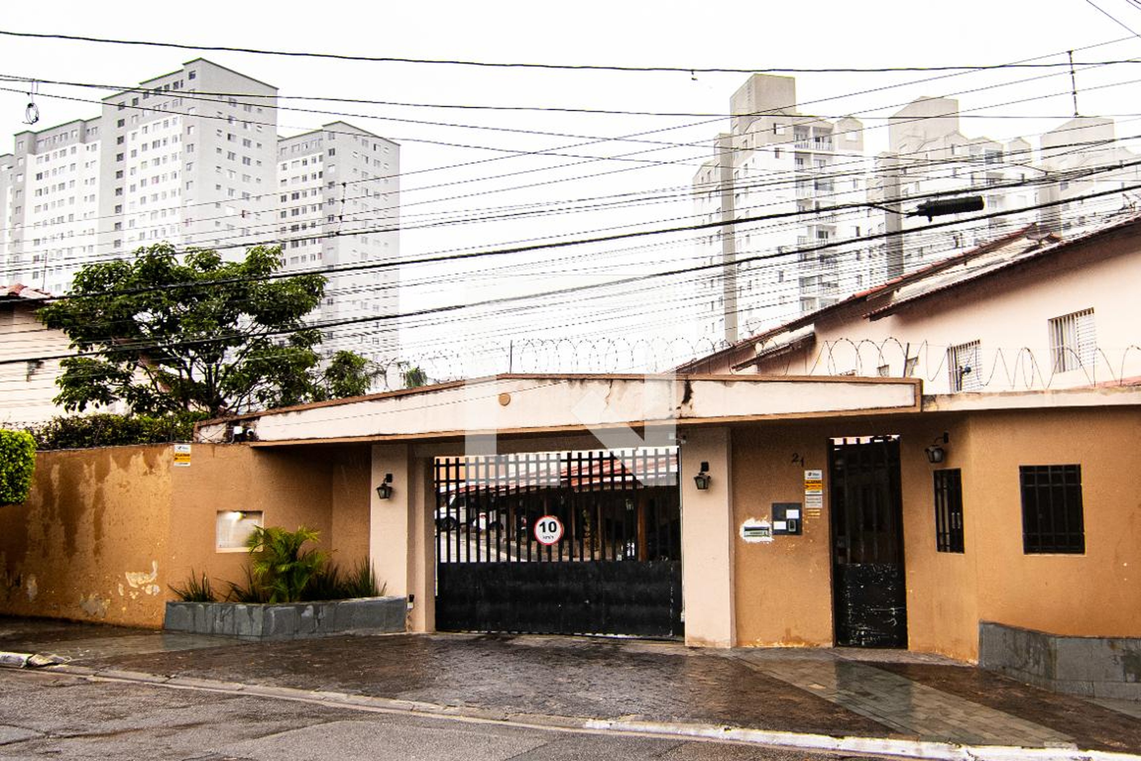 Fachada Condomínio Solar dos Tamarindos