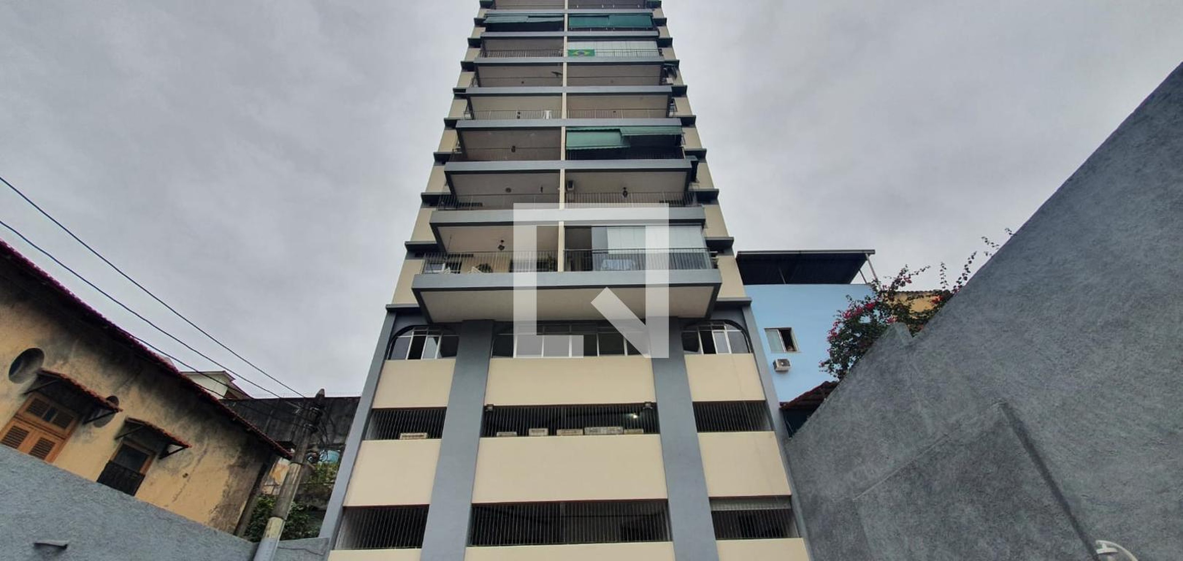 Fachada Condomínio Lá Martine