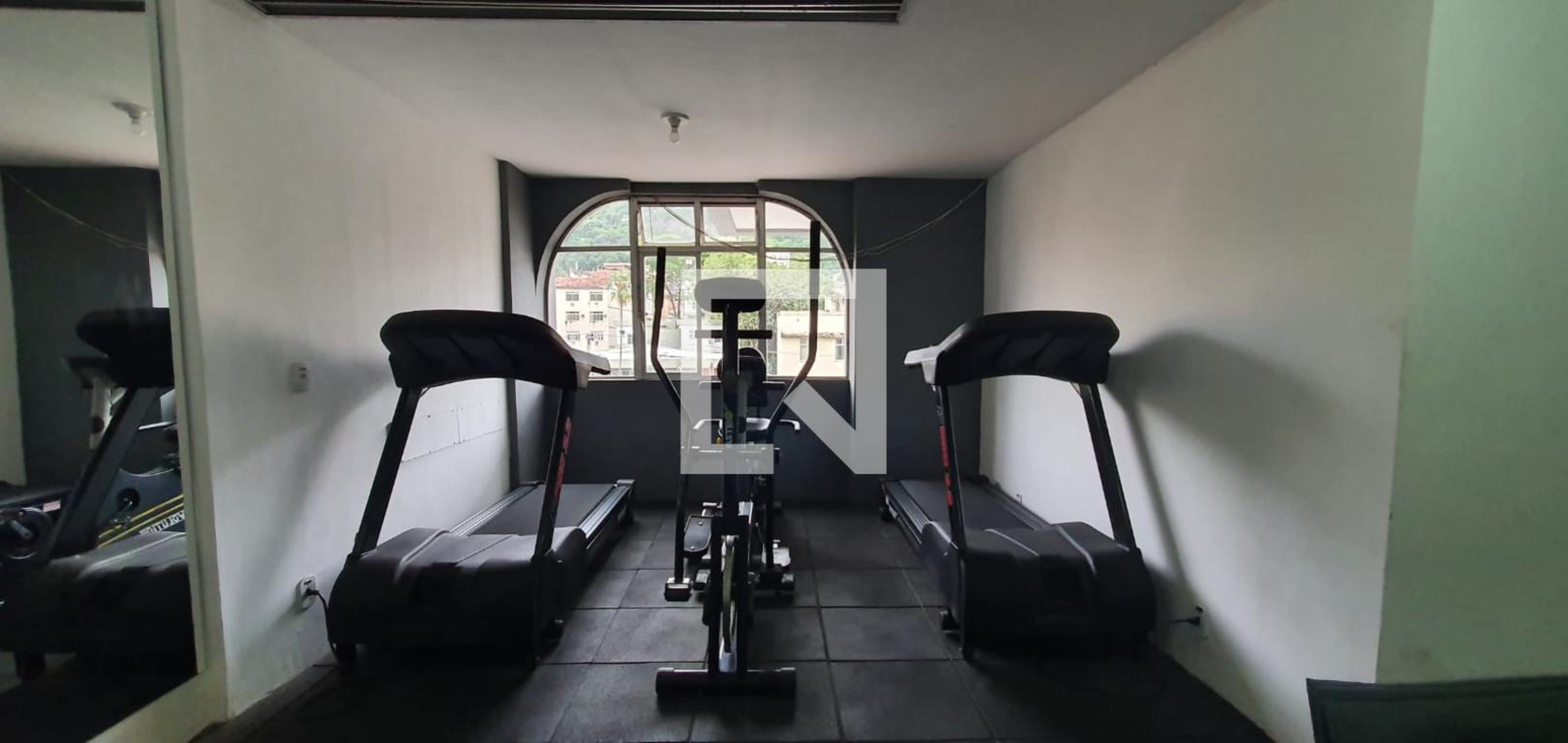 Academia - Lá Martine