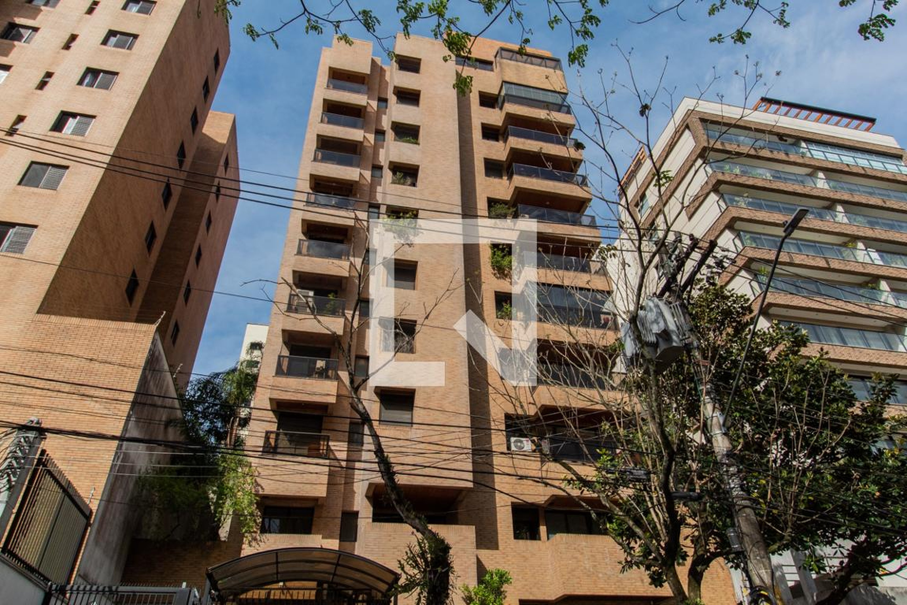 Fachada do Condomínio Condomínio Porto Seguro