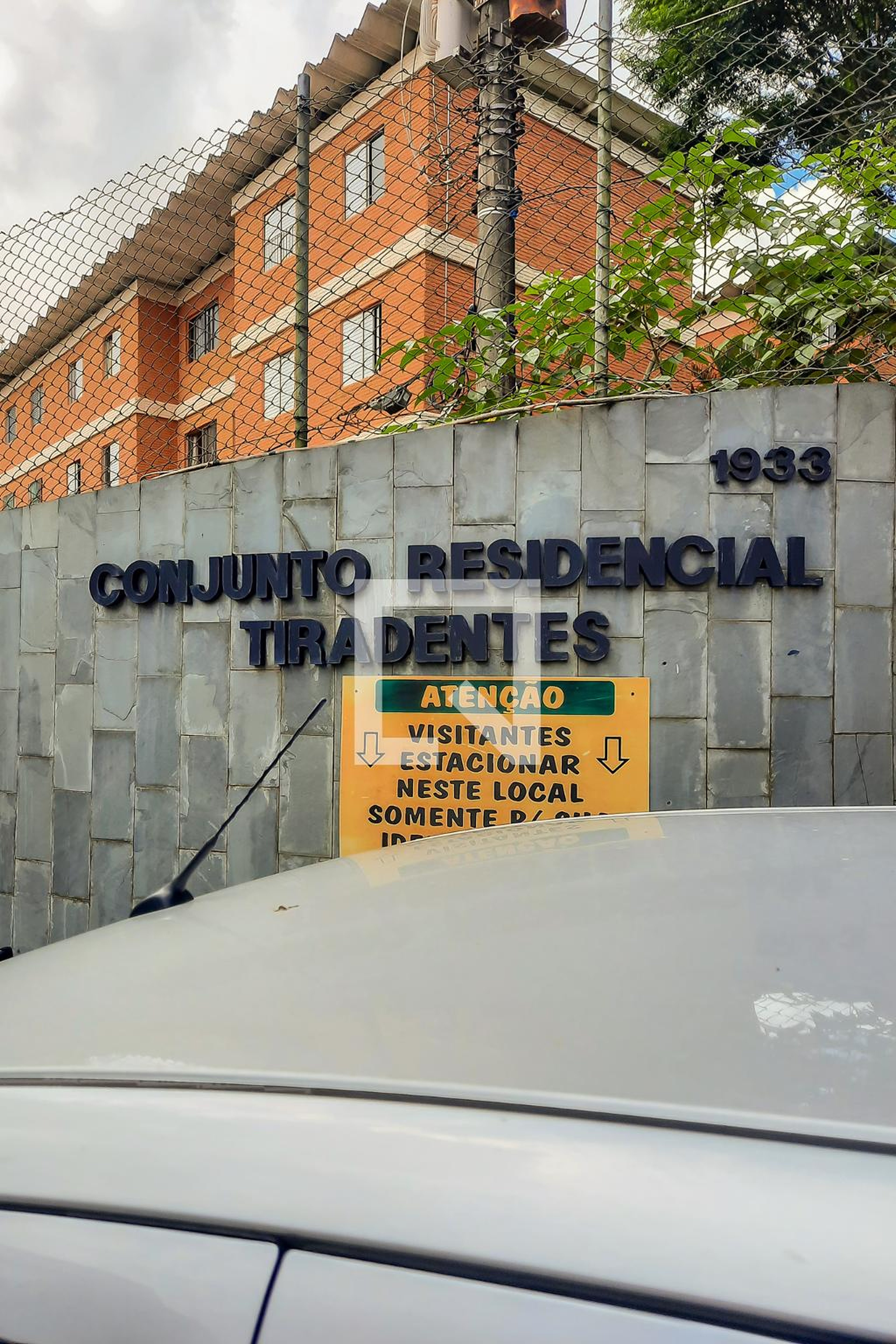 Fachada do Condomínio Condomínio em Rua Tiradentes, 945