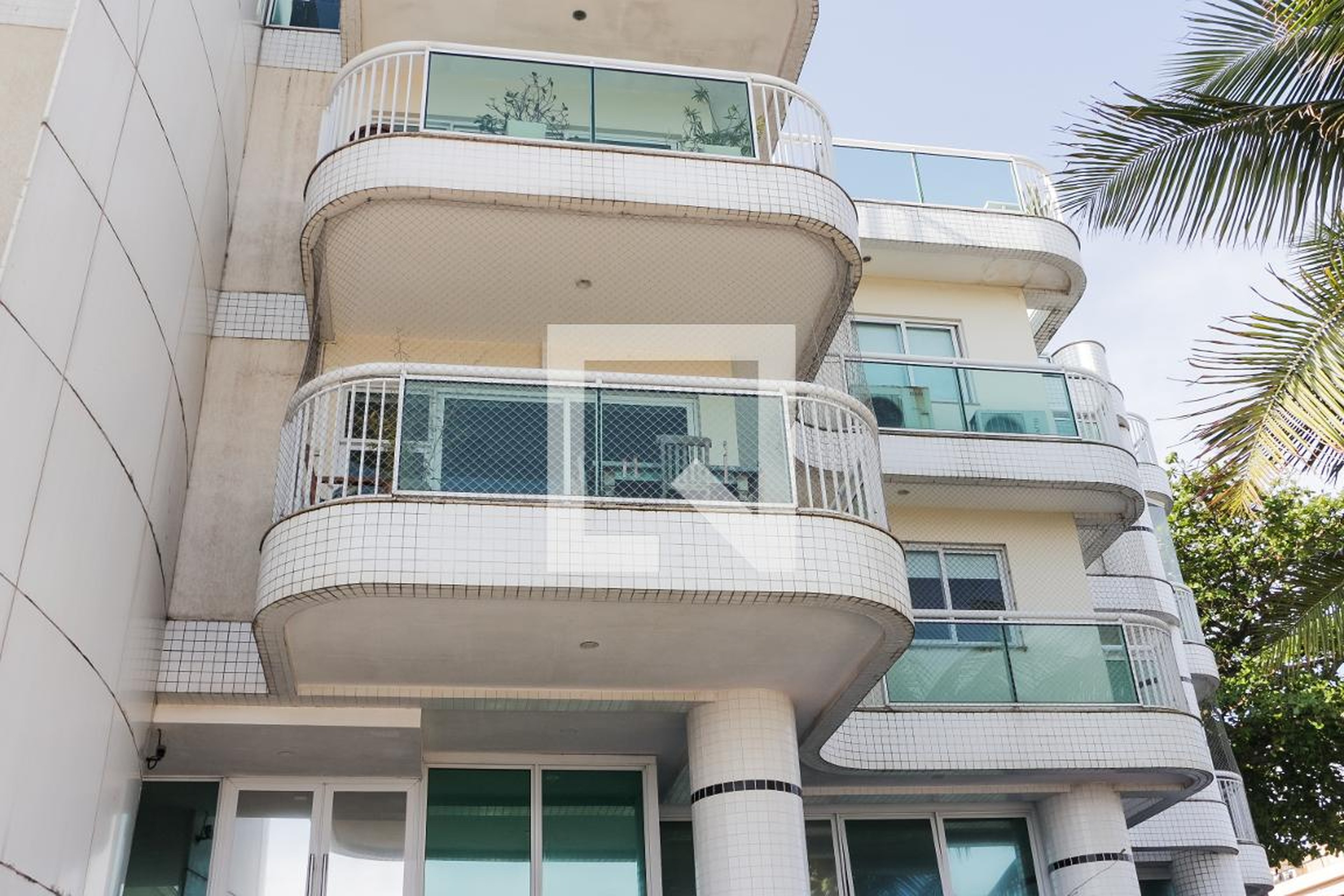 Fachada Condomínio Port Brise