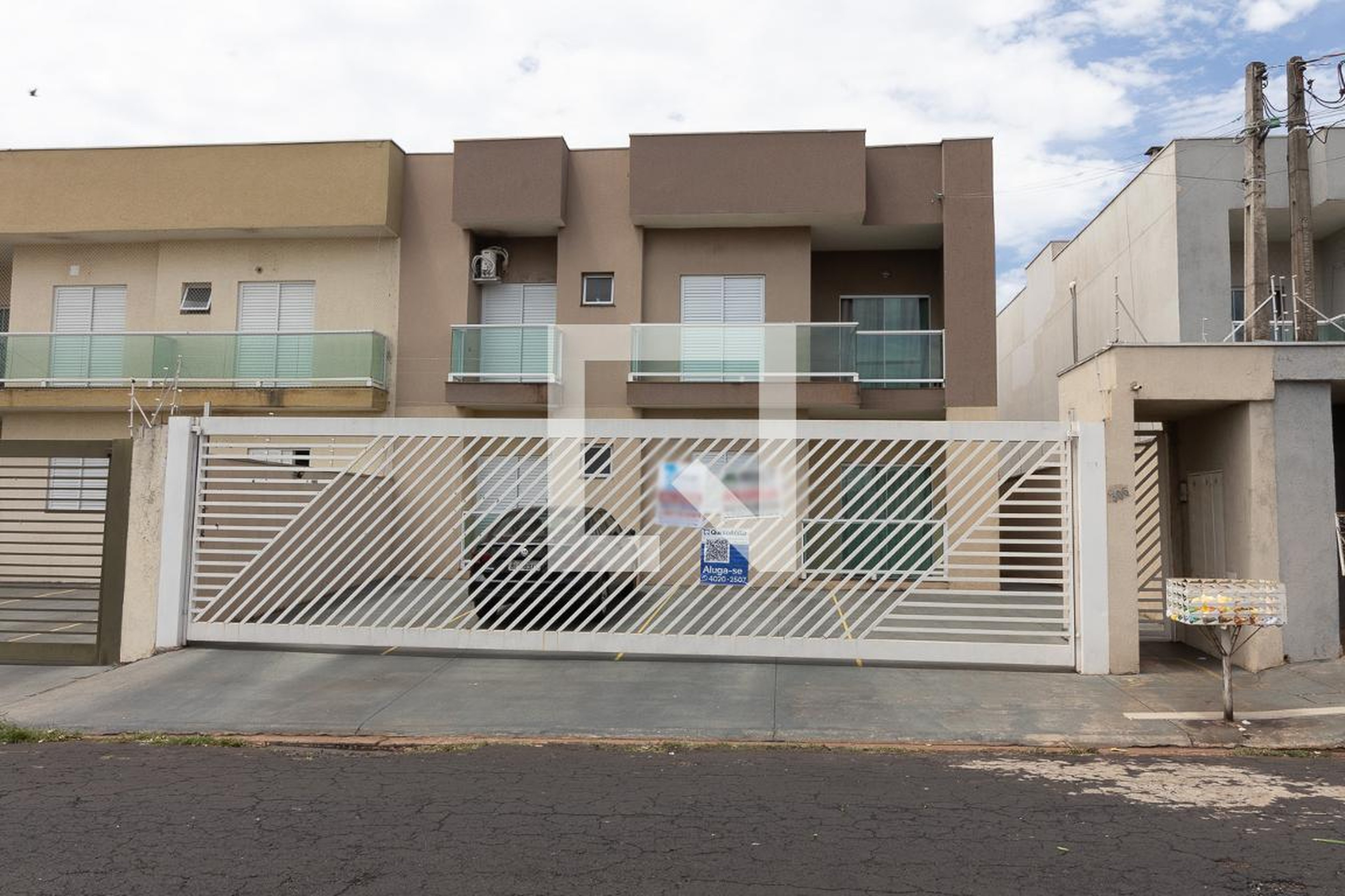 Fachada Condomínio Carol