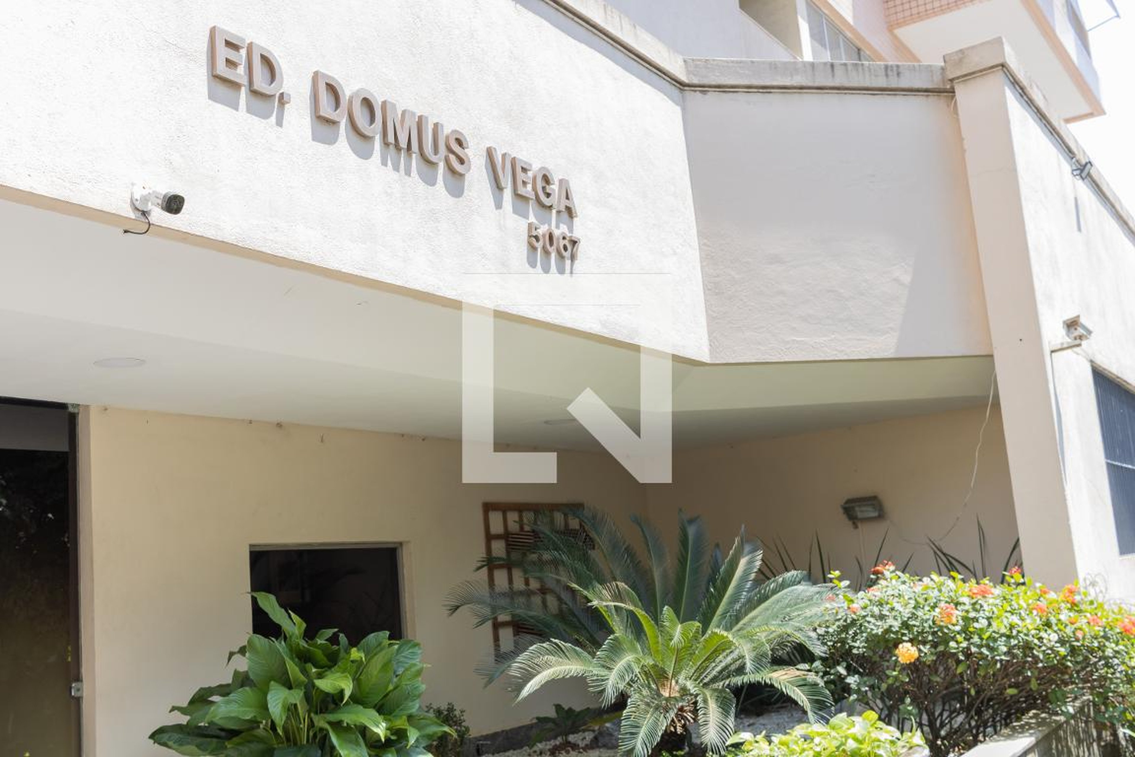 Fachada do Prédio Edifício Domus Vega