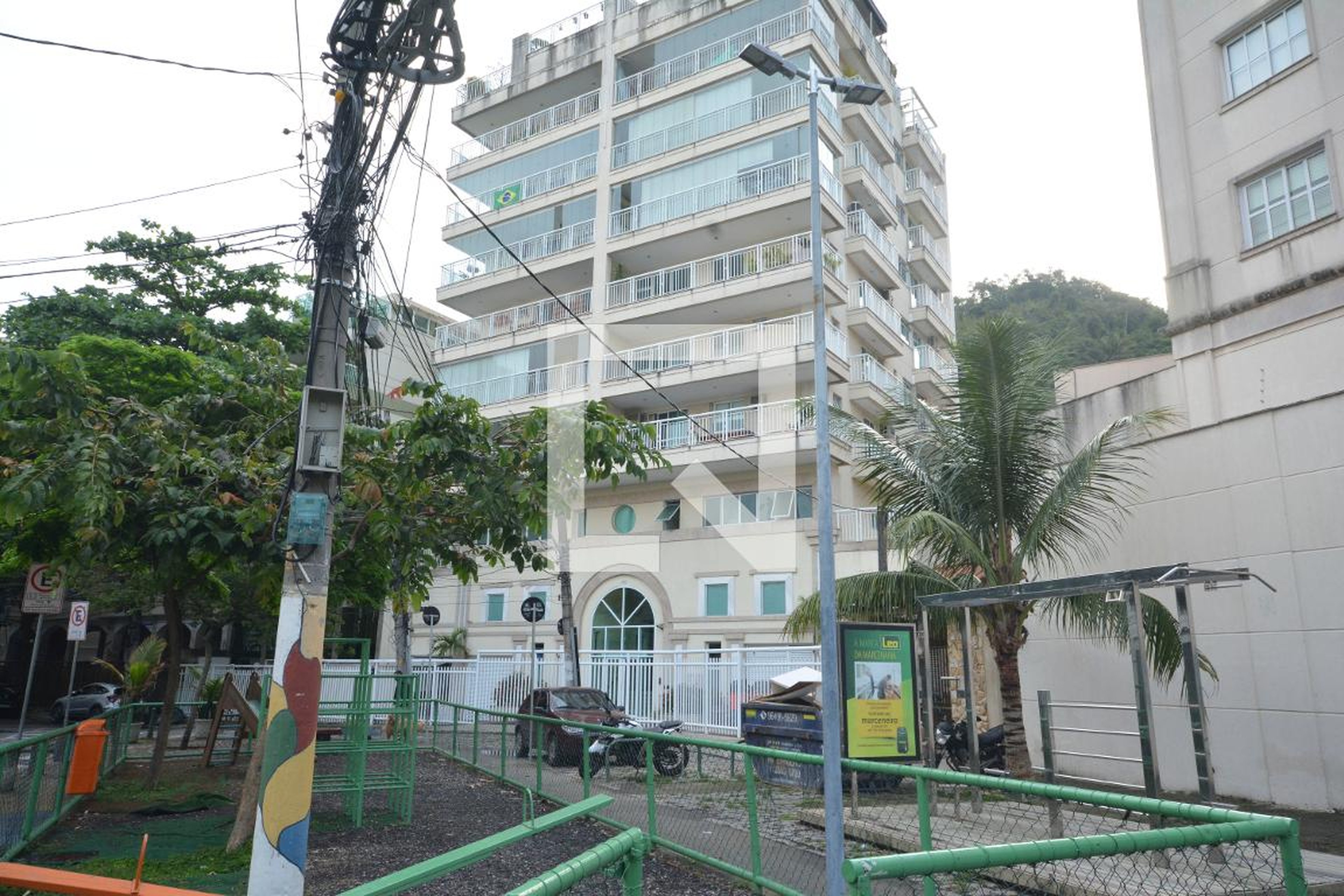 Fachada Condomínio Las Brisas