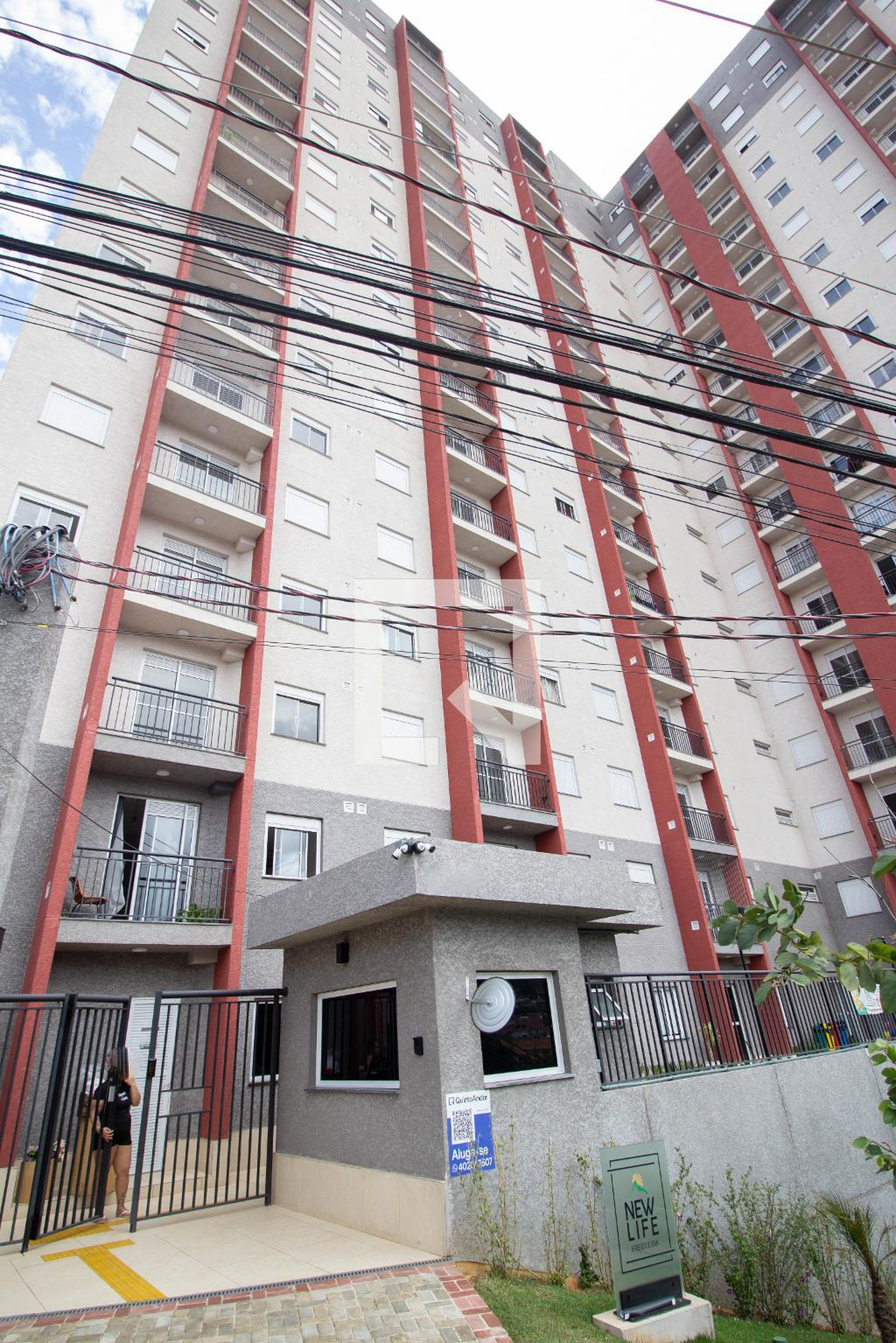 Fachada Condomínio em Rua Manoel de Sousa Azevedo, 601