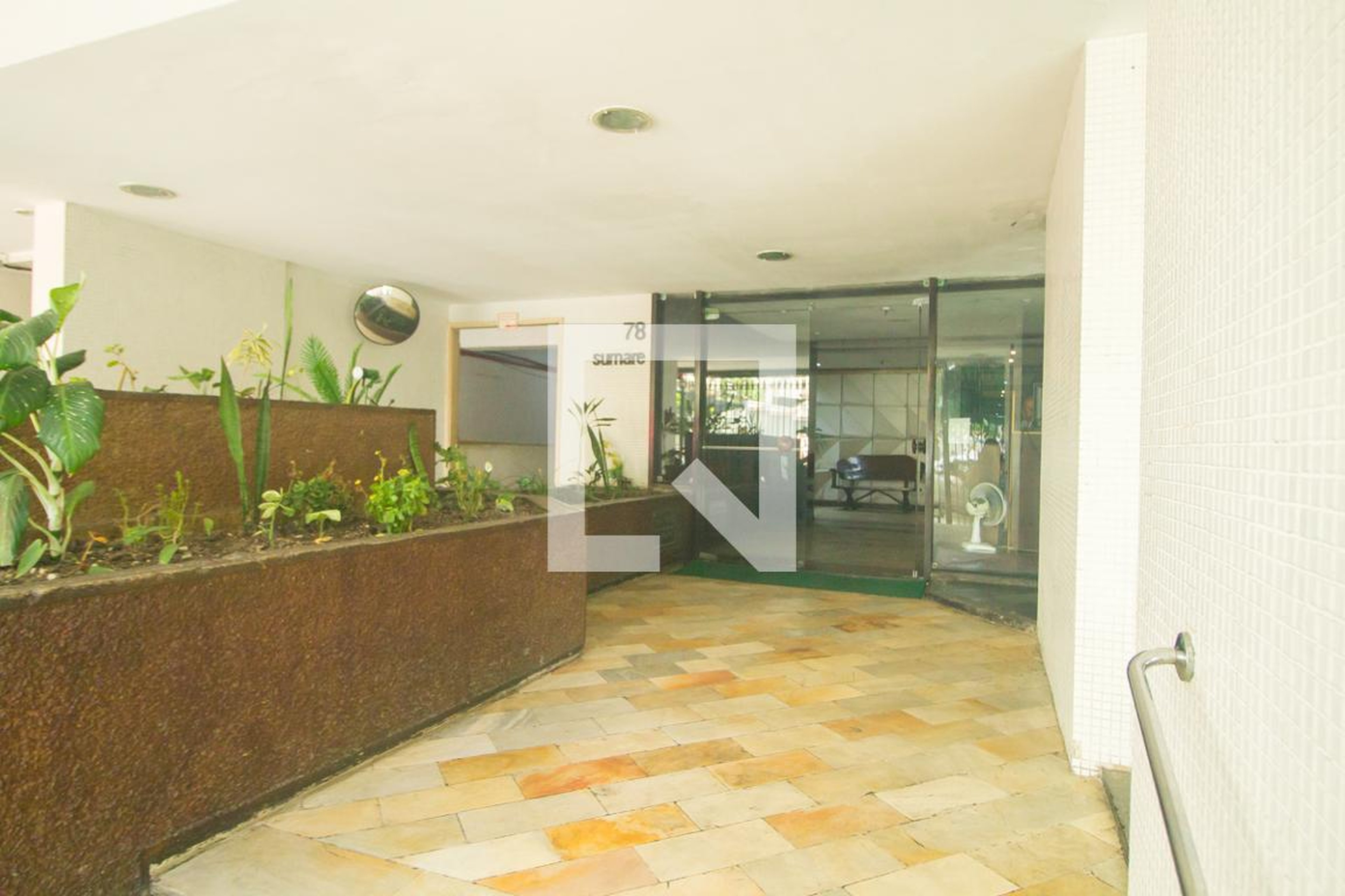entrada do prédio - Edifício Sumaré