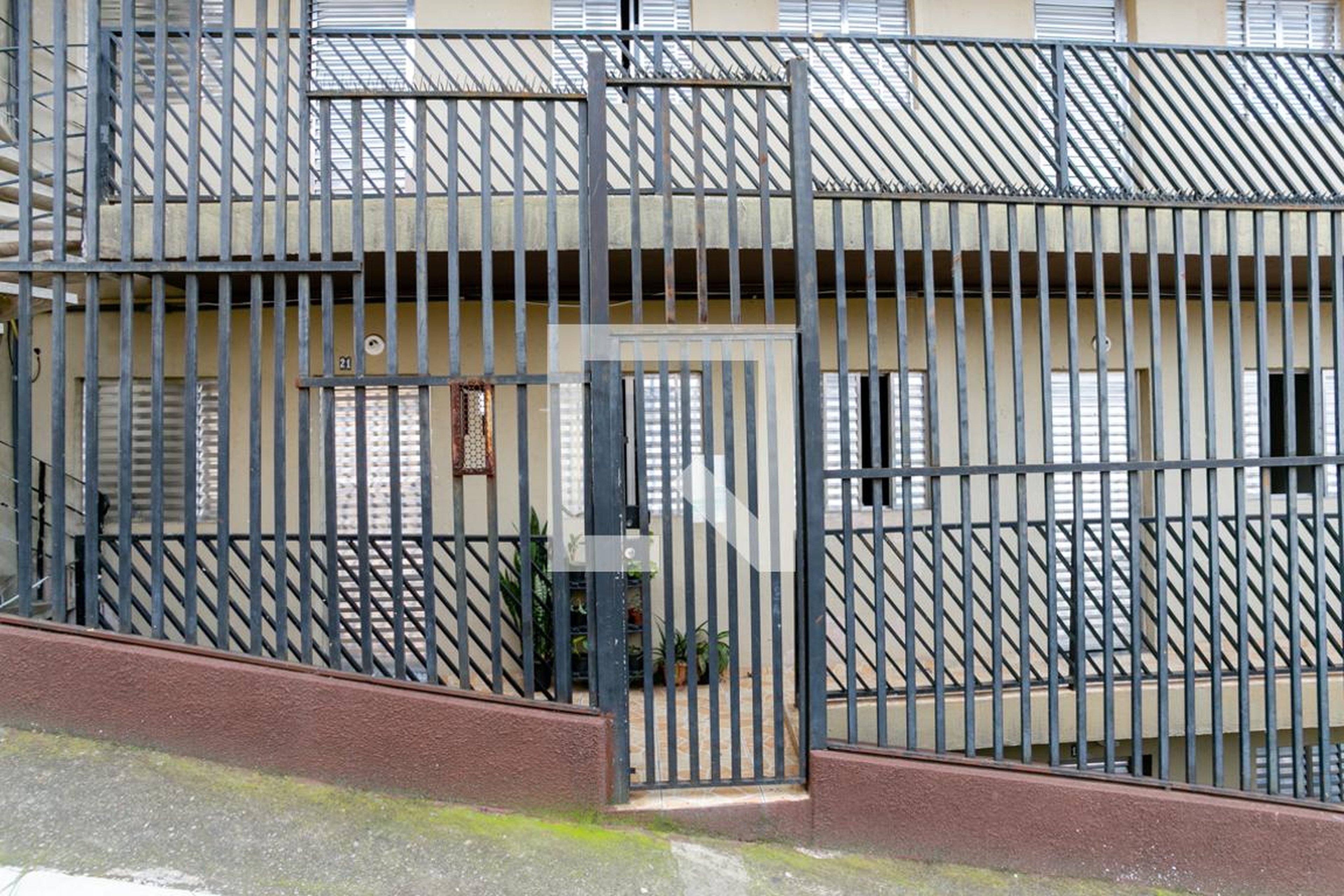 Fachada do Condomínio Condomínio em Rua Francisco Shigueki Nomura, 61