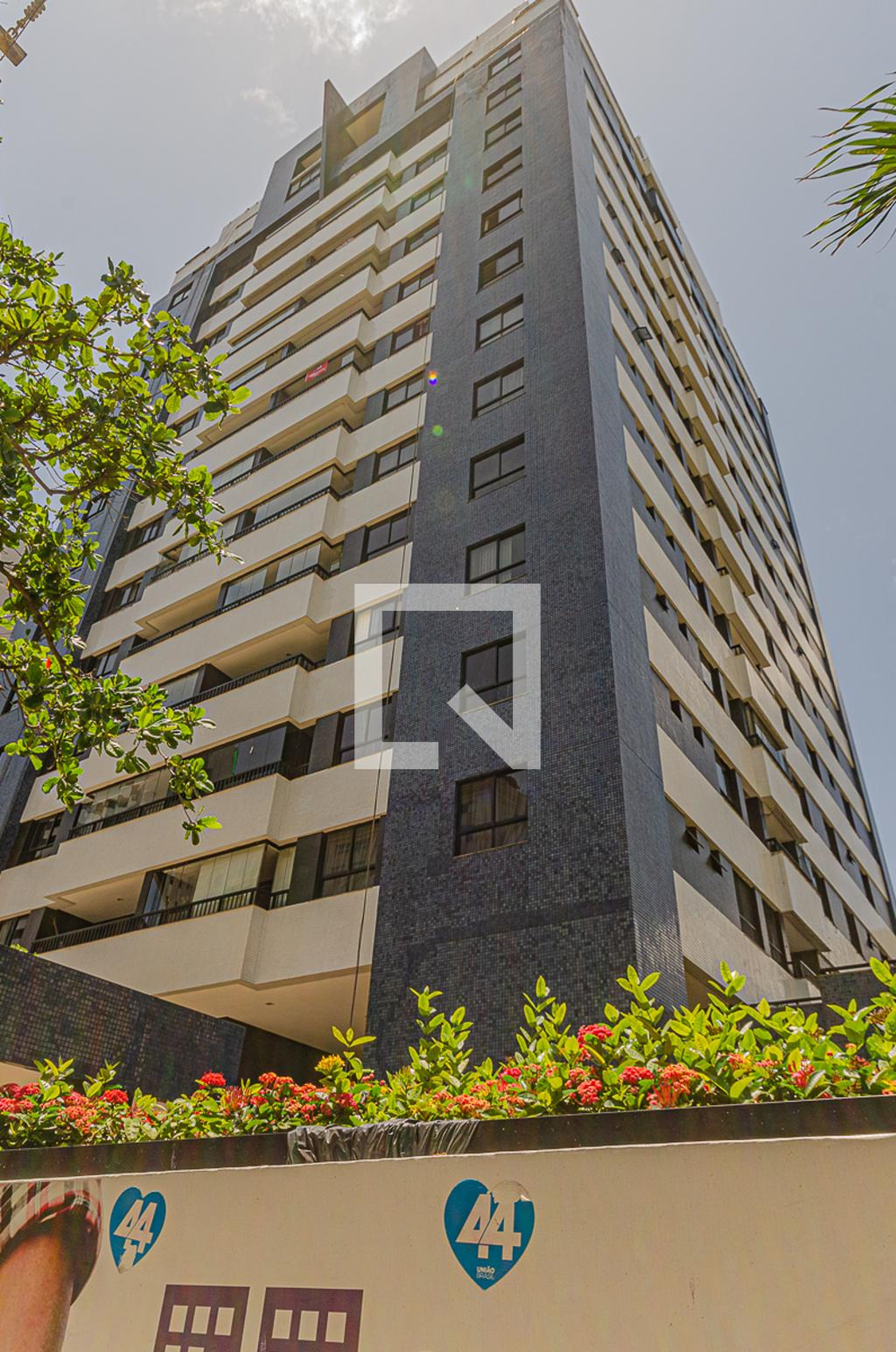 Fachada do Condominio Residencial Costa Blanca