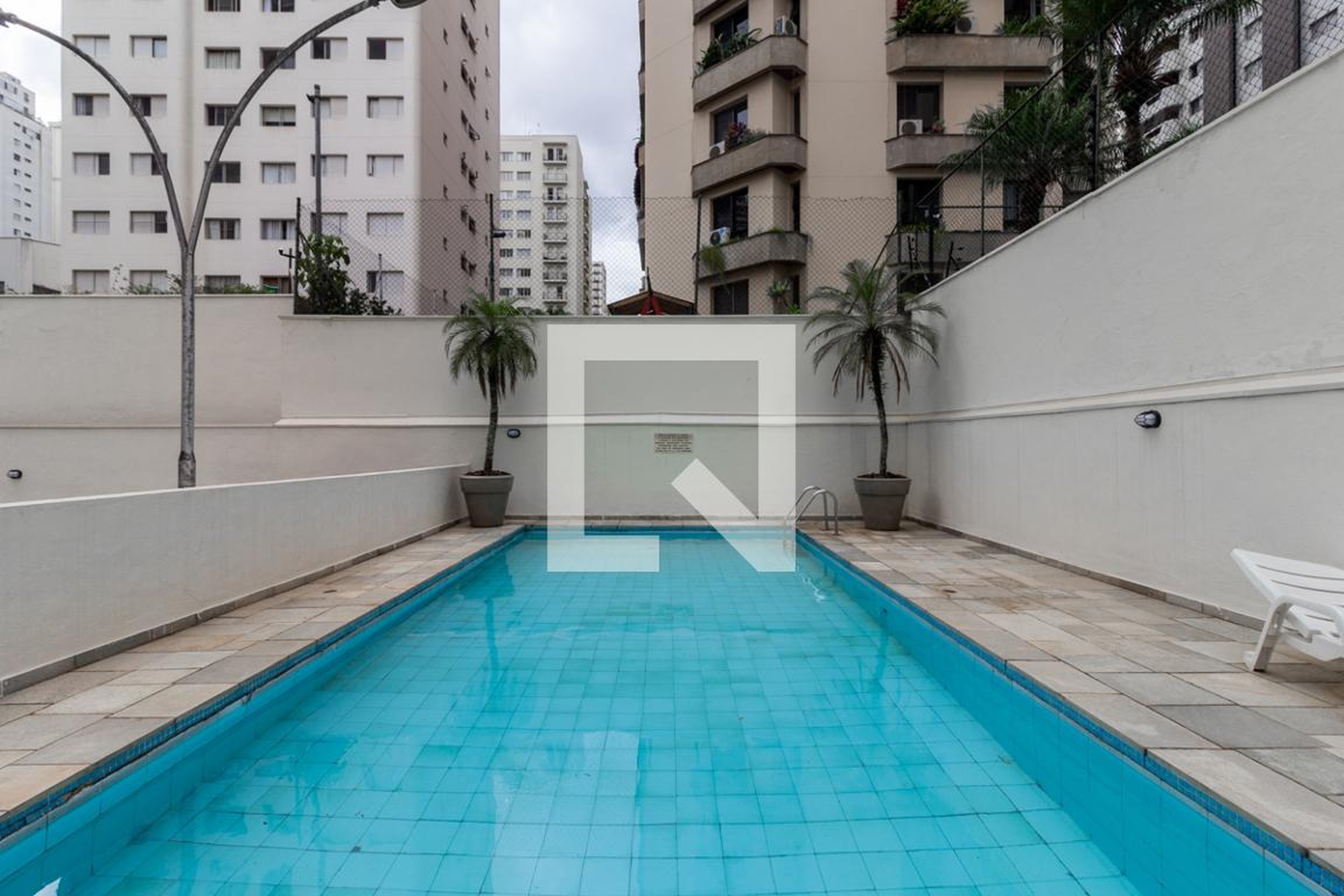 Piscina - Edifício Renot