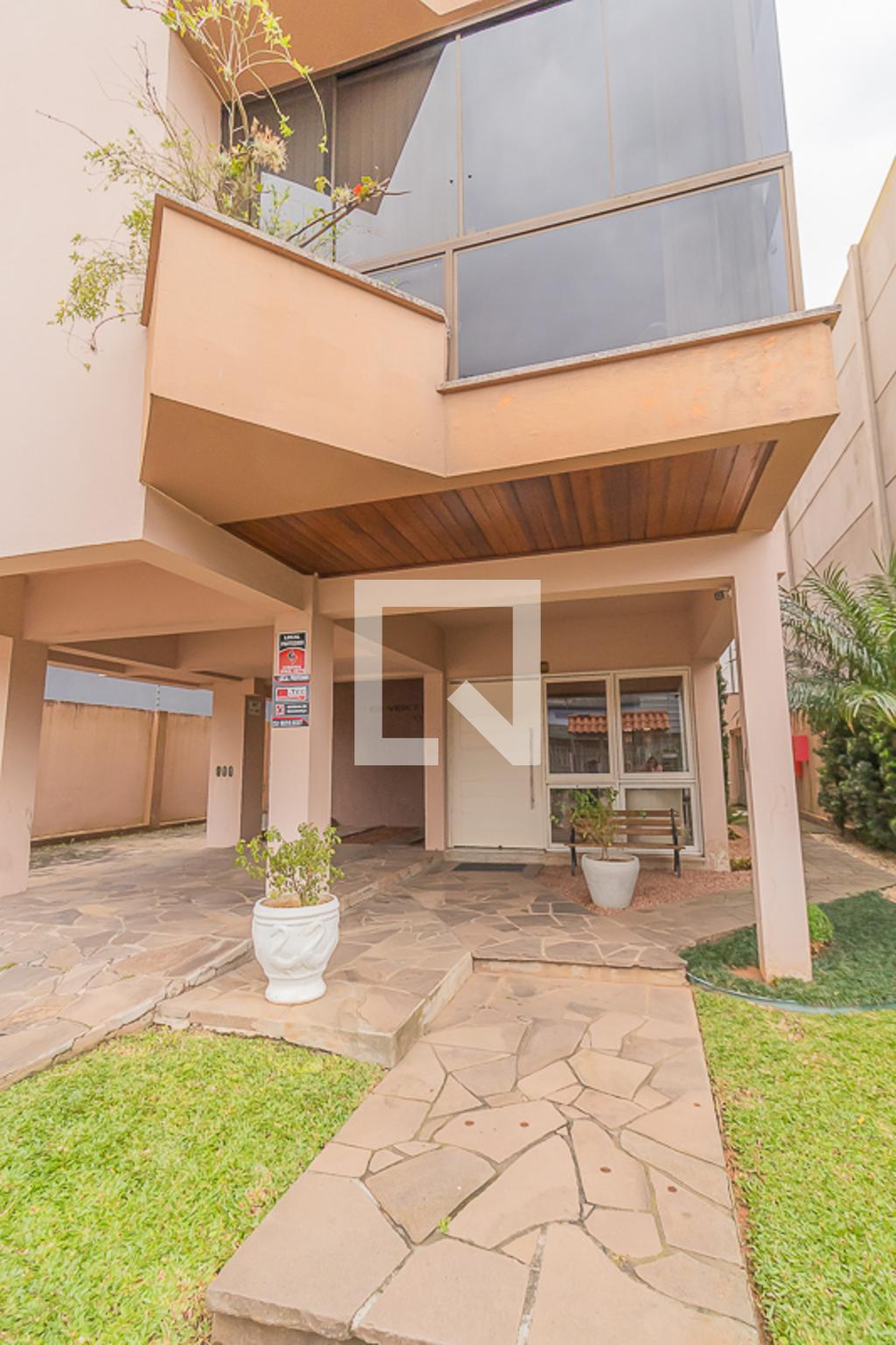 Entrada - Edifício Verselie