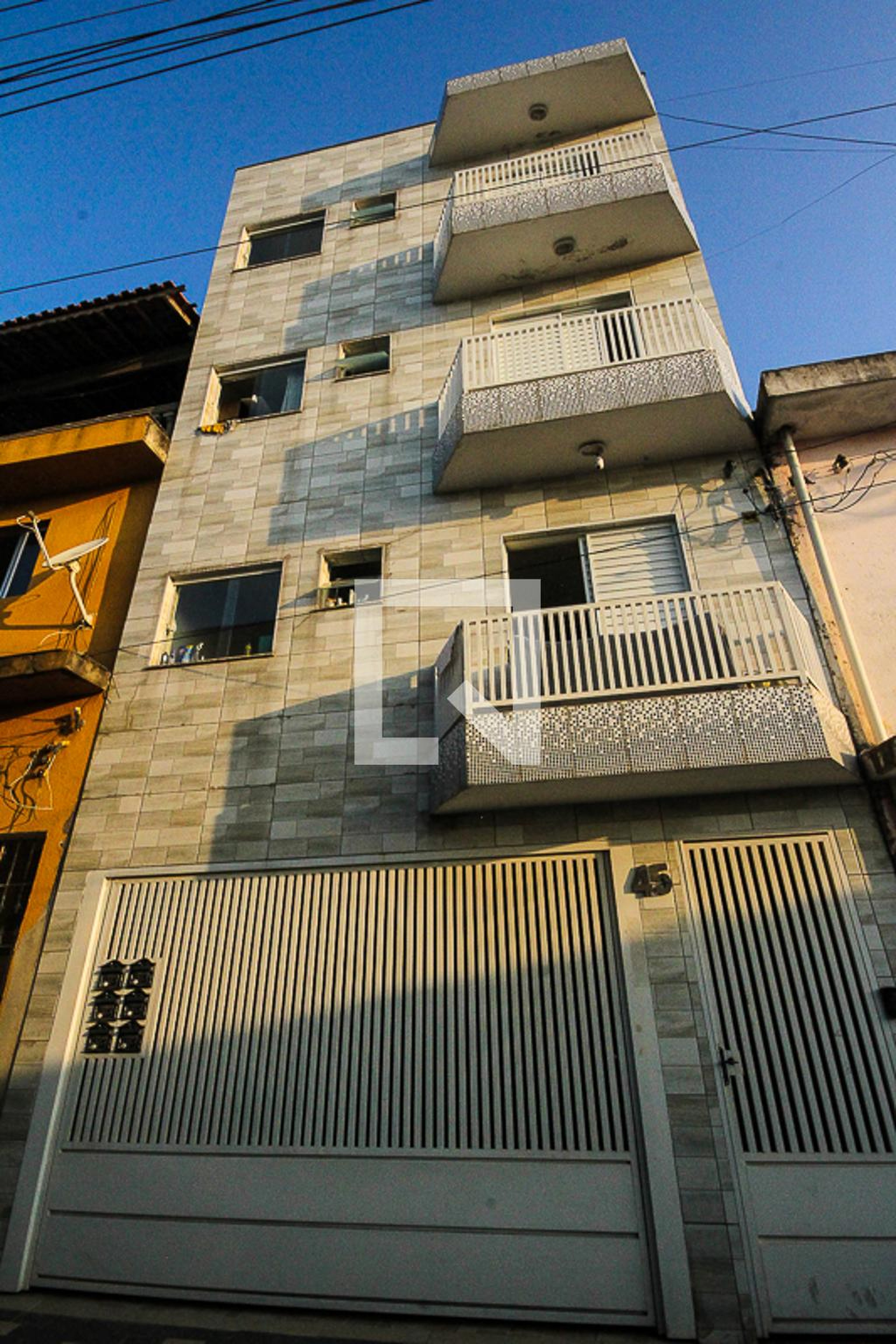 Fachada Condomínio em Travessa Padre Vitalis Barendse, 45