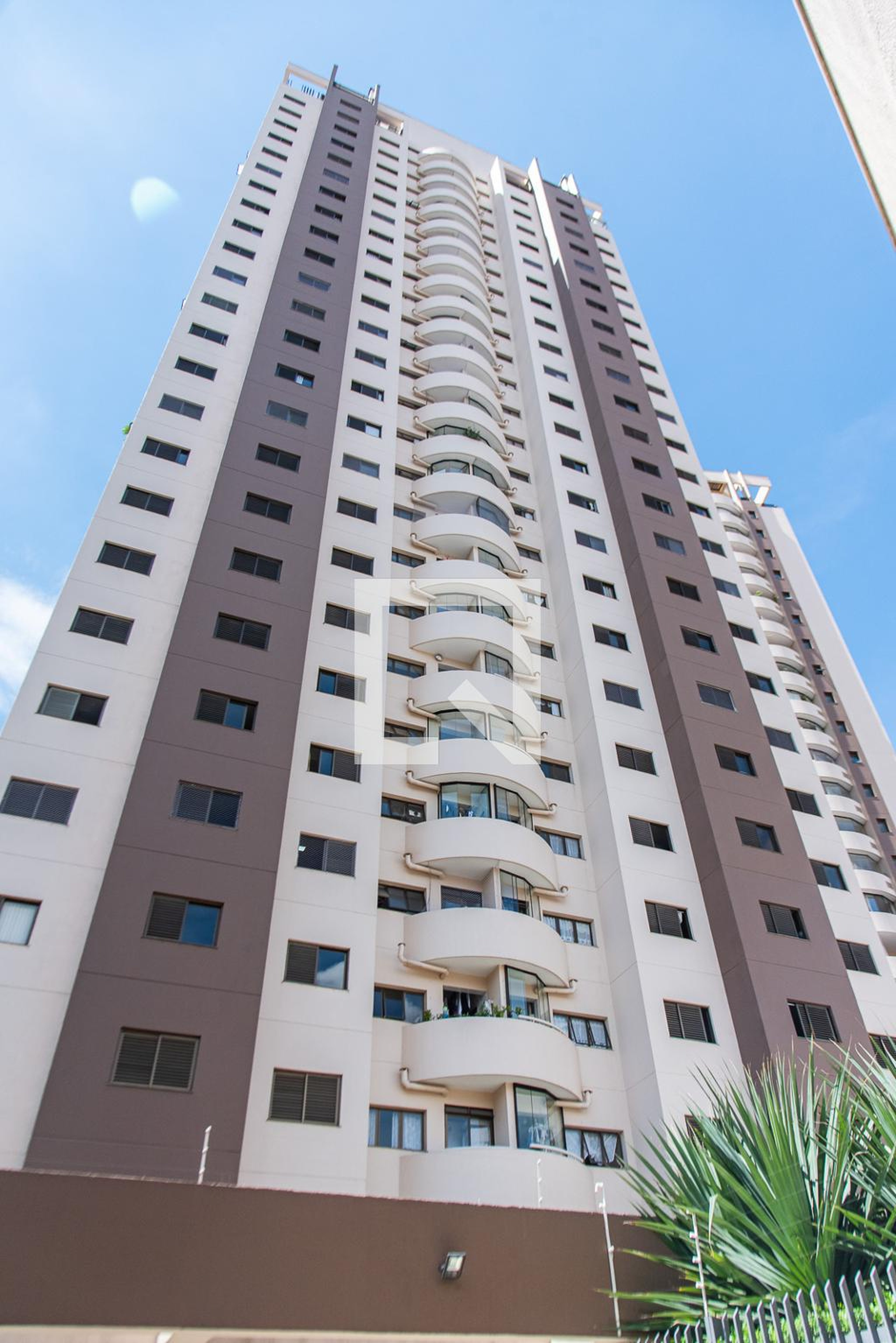 Fachada Condomínio New Century Quality