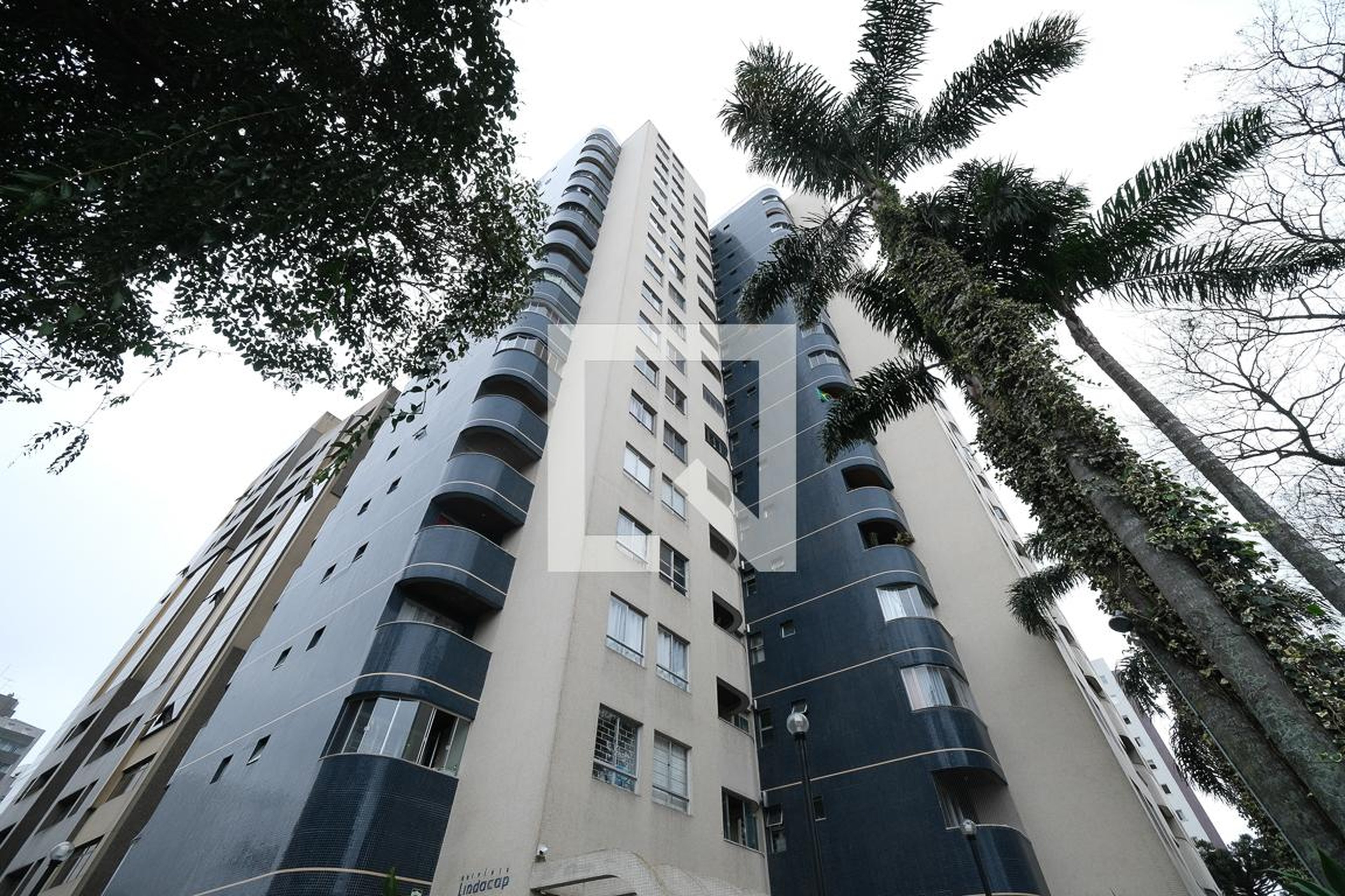 Fachada do prédio Condomínio Lindacap