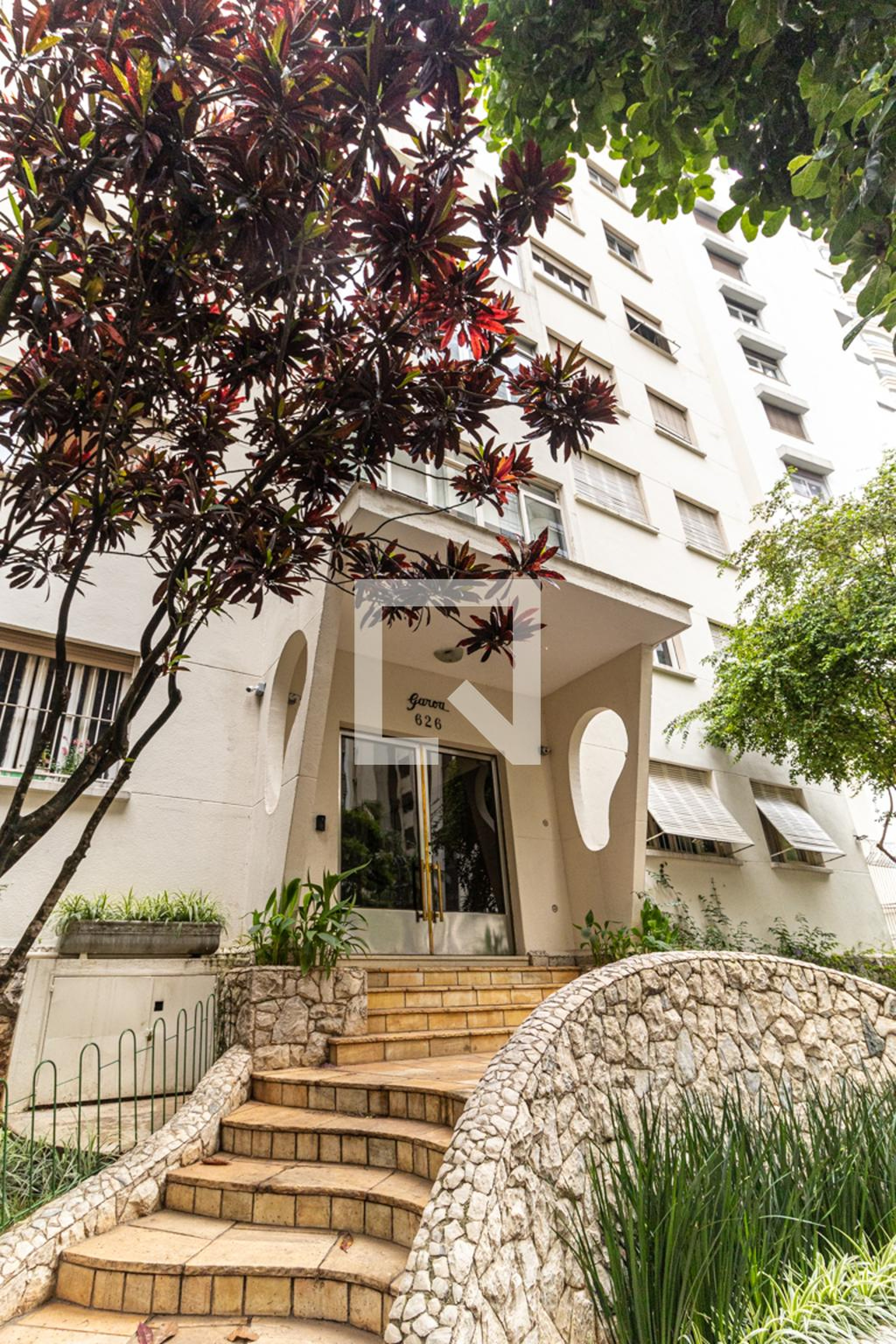 Entrada do Prédio - Garoa