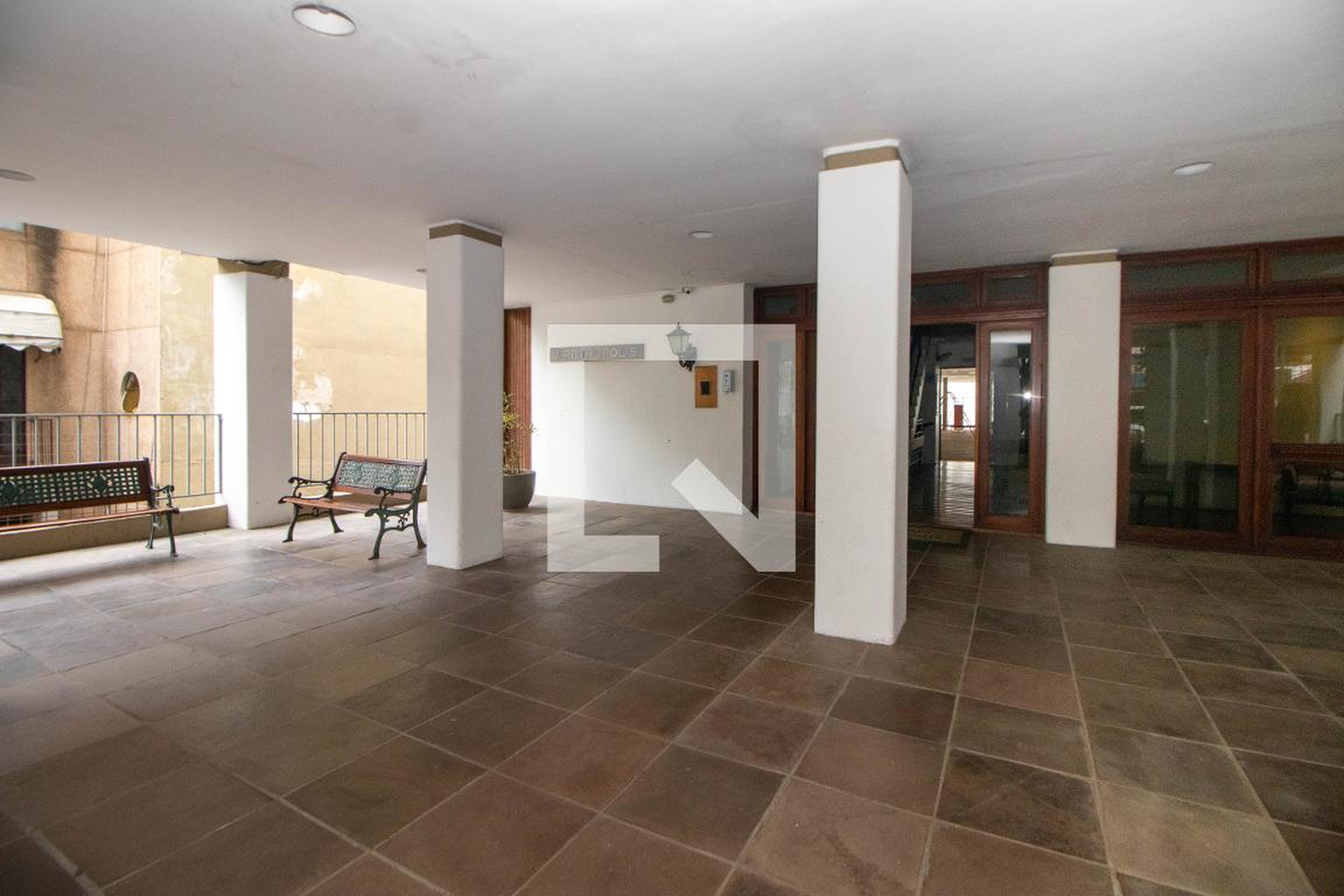 Hall - Edifício Jardim Petrópolis