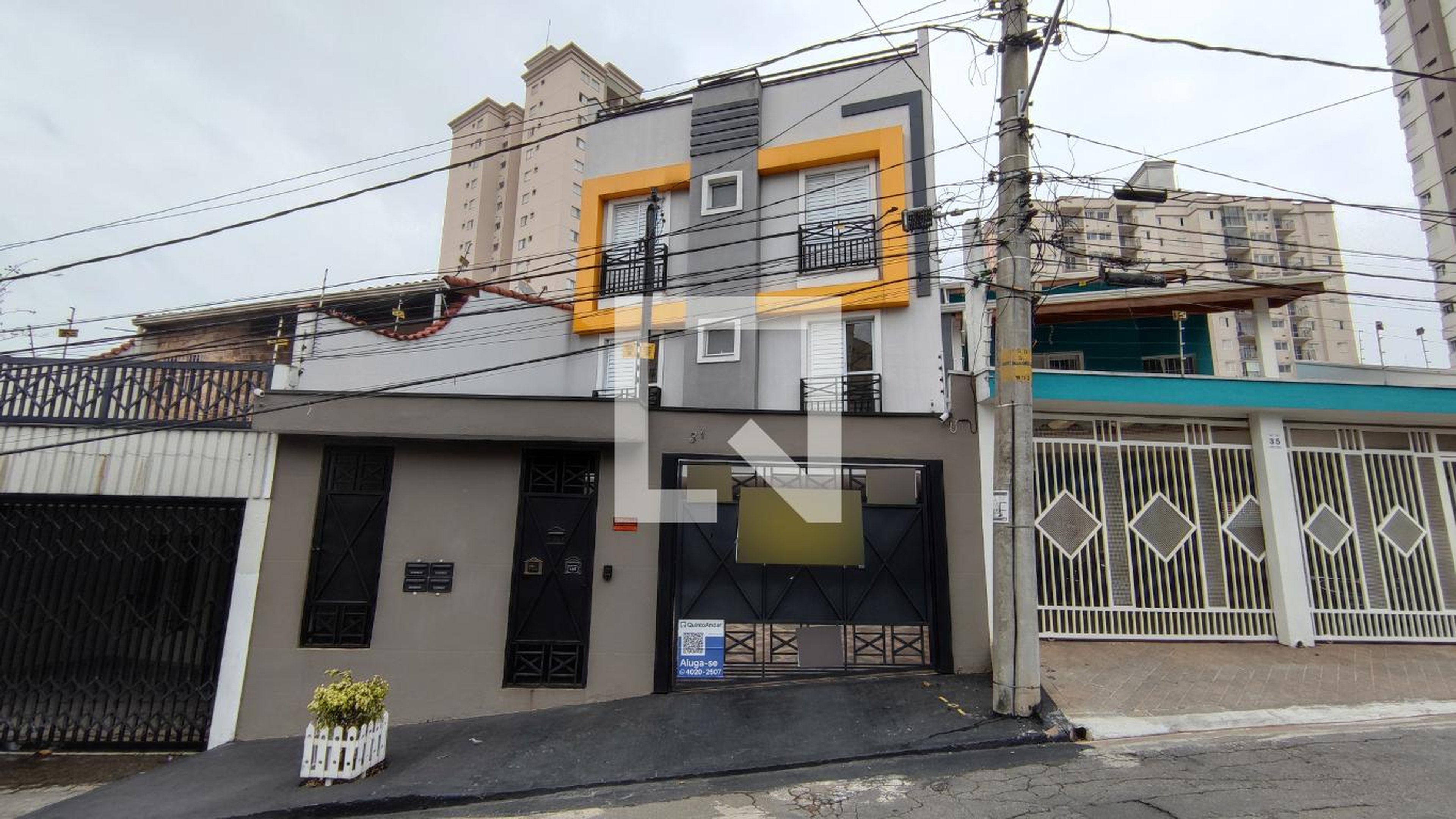 Fachada Condomínio em Rua Tupi, 31