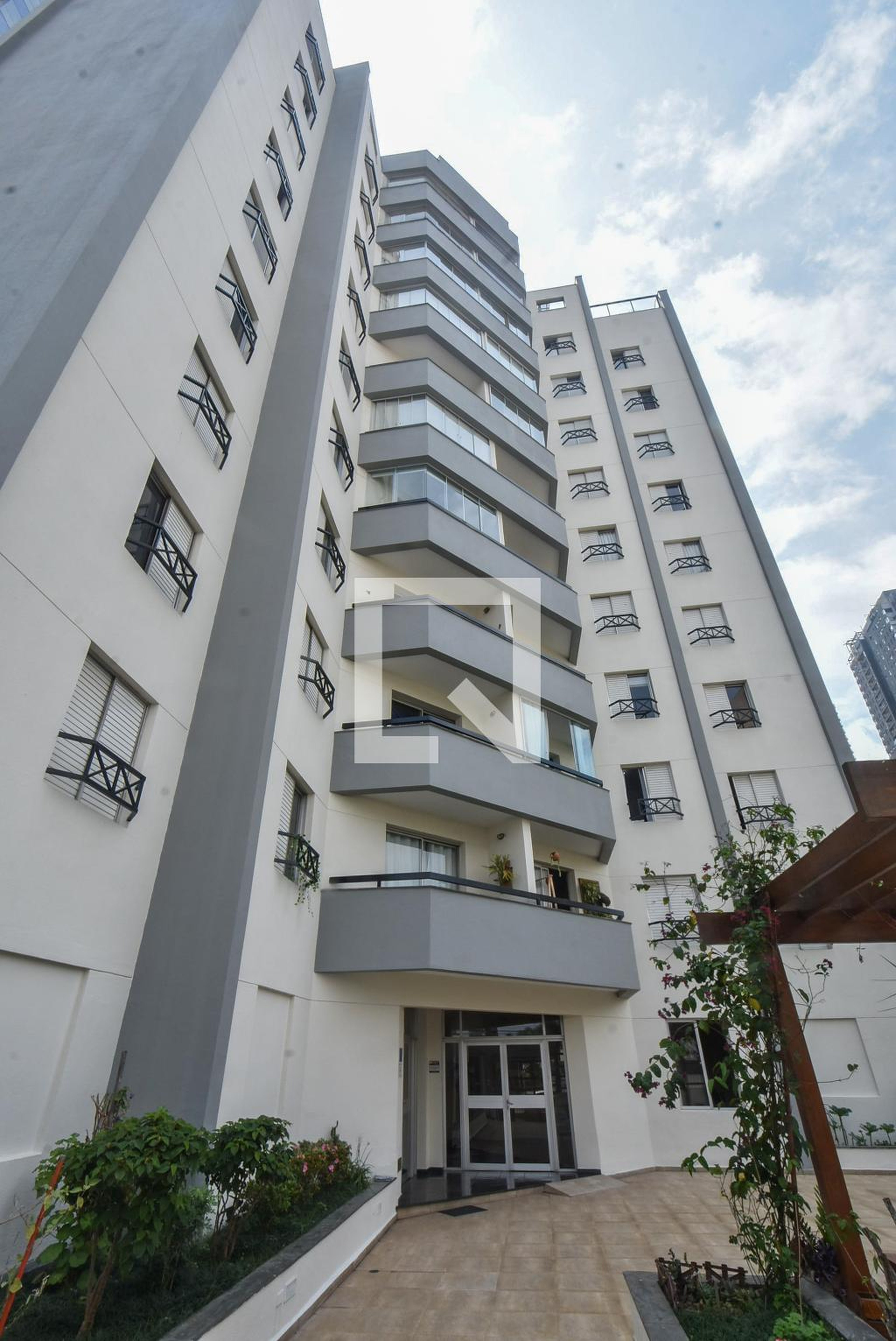 Prédio Condomínio Jc1