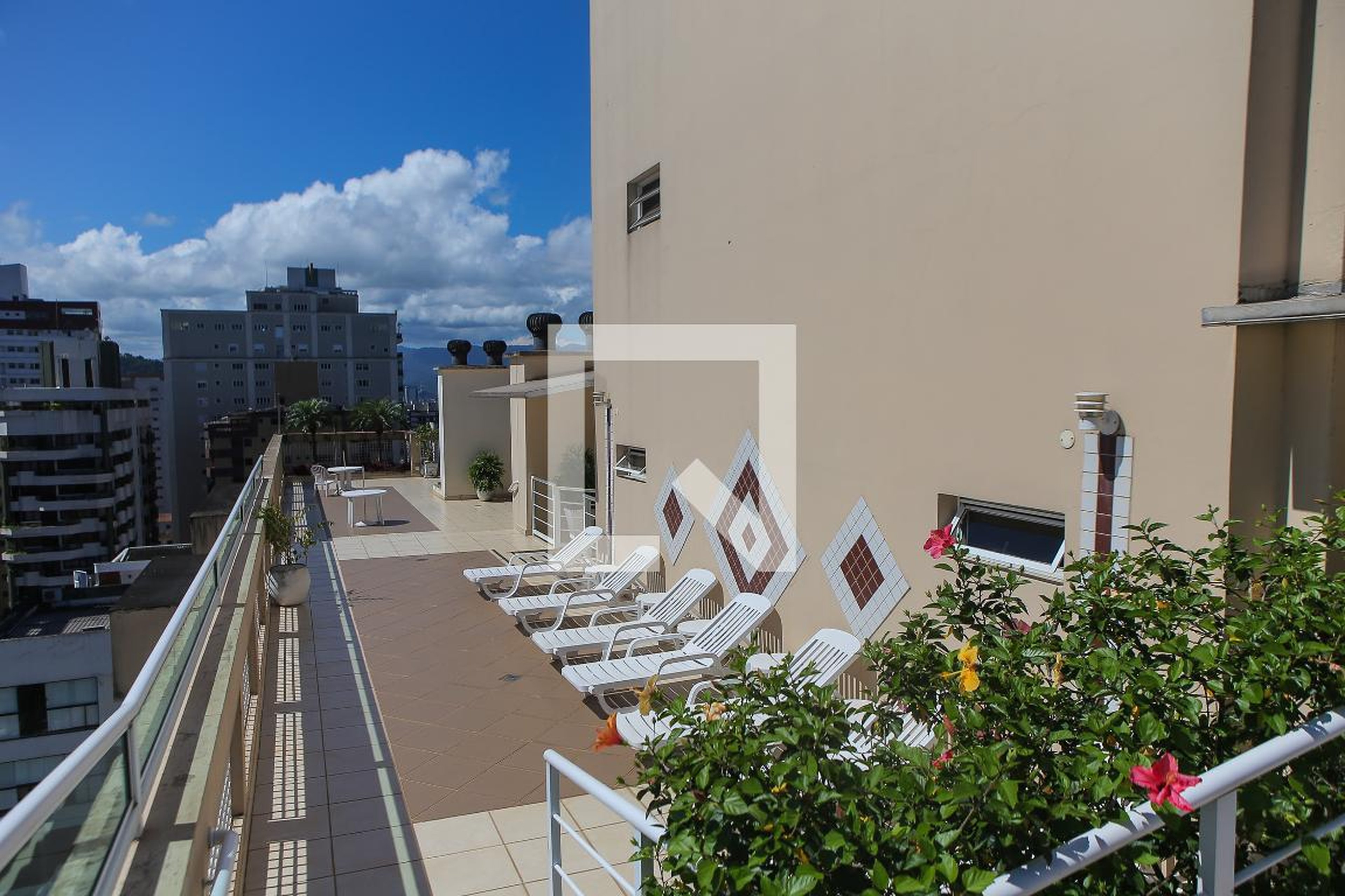 Piscina - Residencial Service Anglo Americano