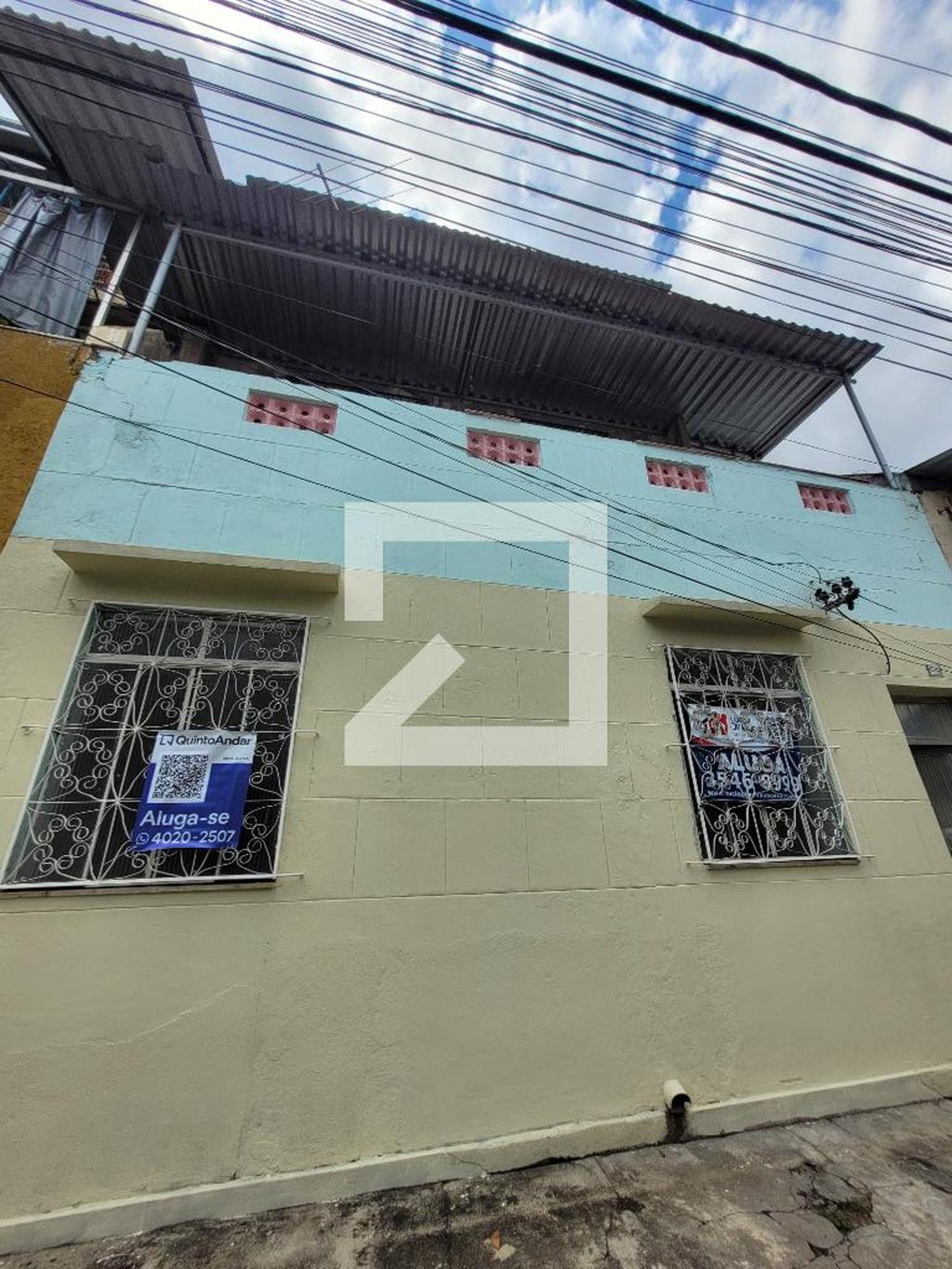 Fachada Condomínio em Travessa Arsênio Silva, 22