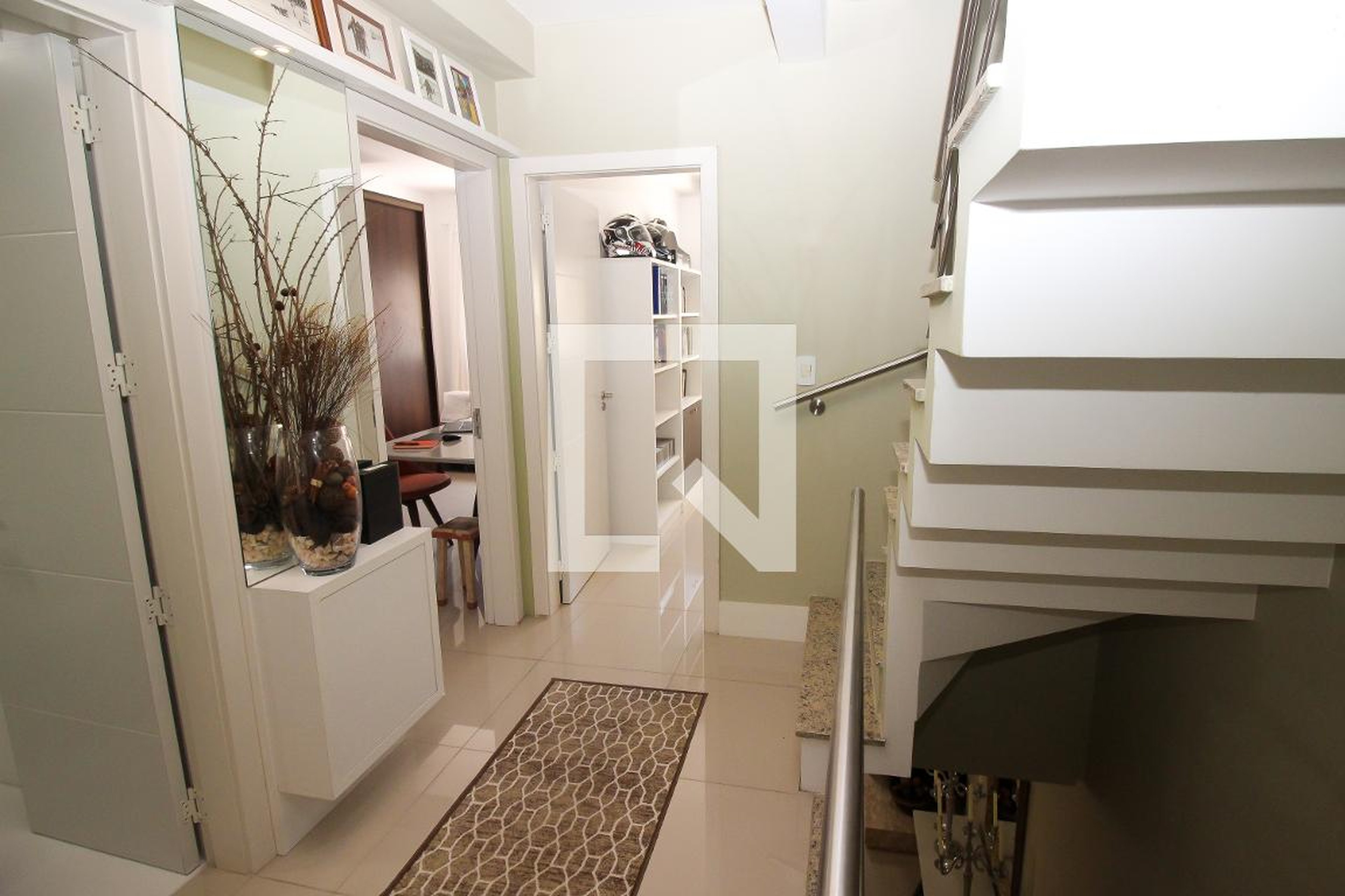 Hall - Horizontal Doutor Mário Totta 382