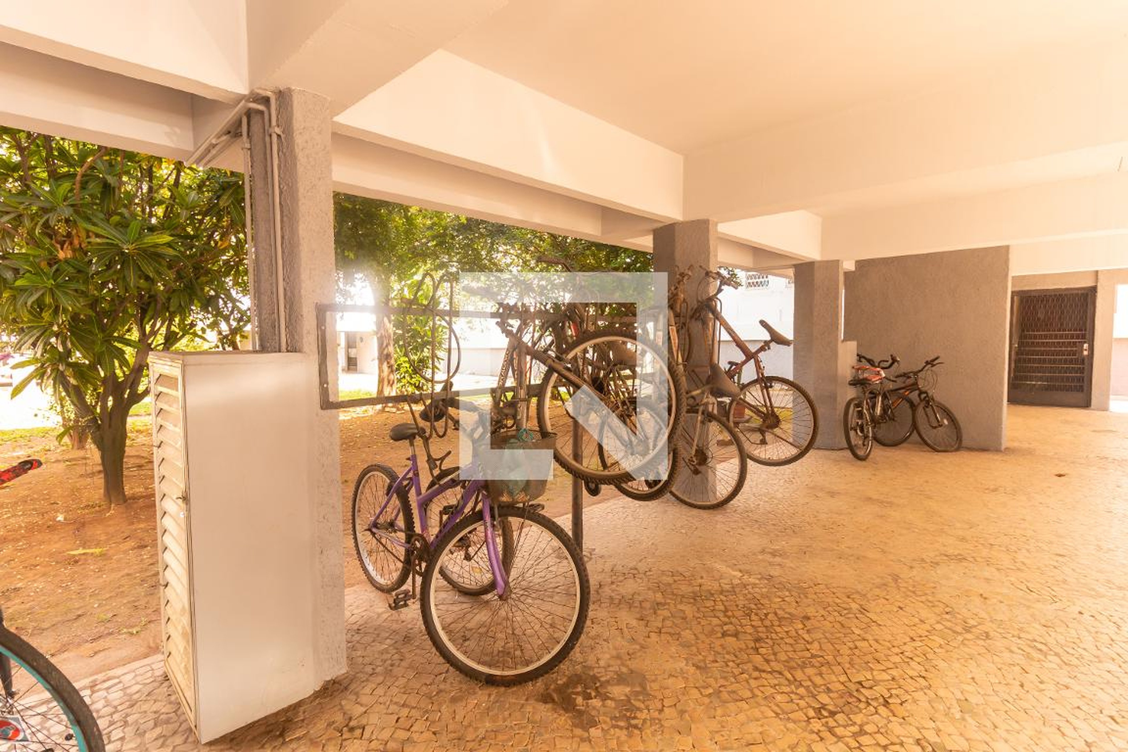 Bicicletário - Conjunto Residencial Parque Novo Irajá