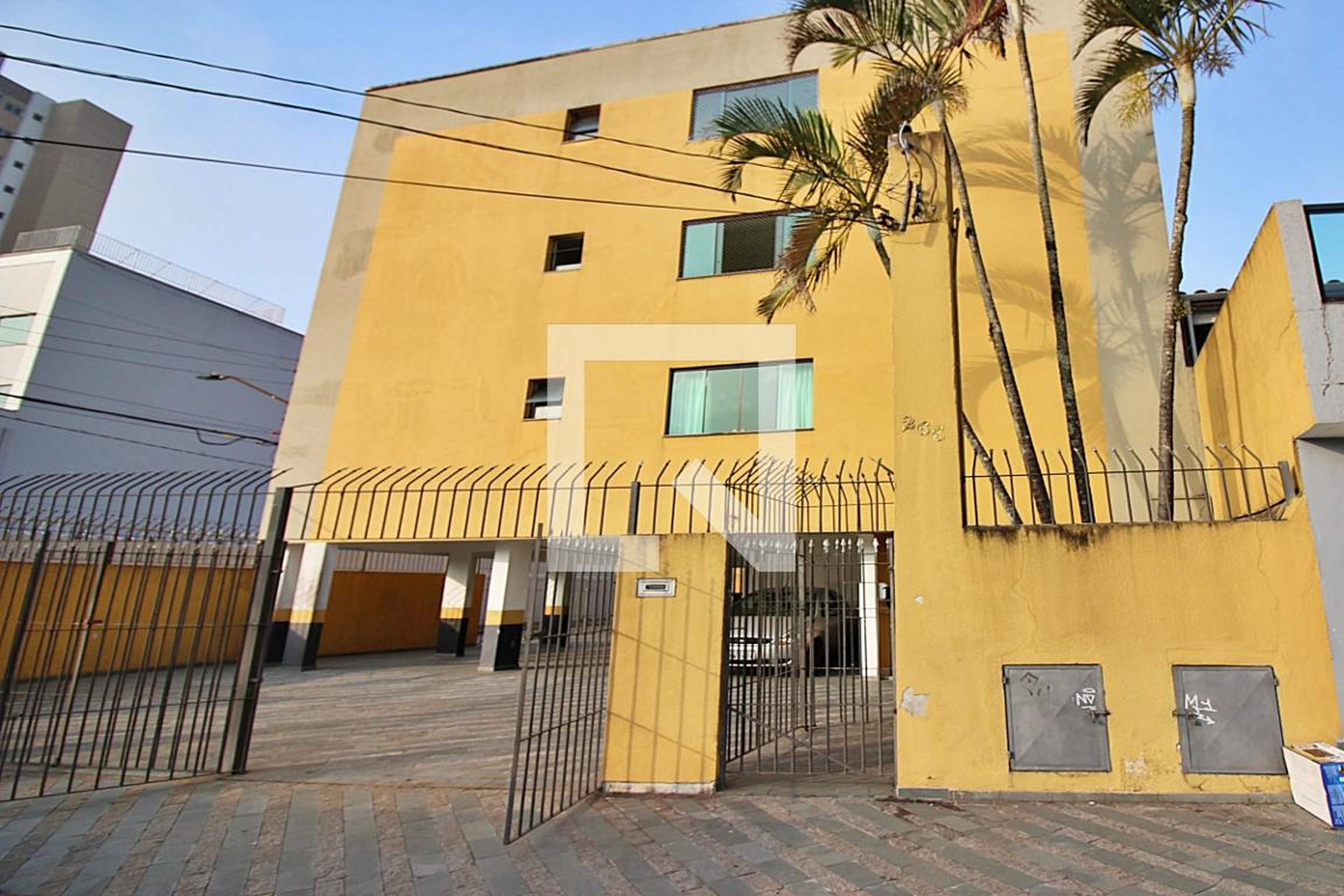 Fachada Edificio Granada