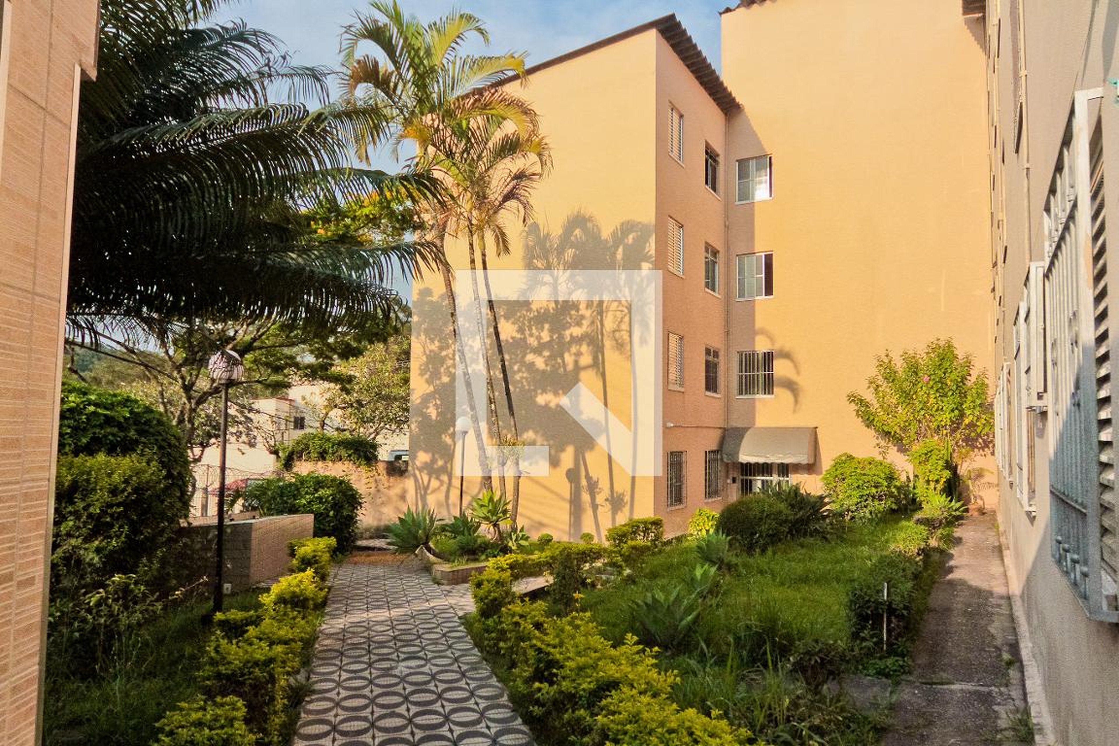 Área comum - Lírio do Vale