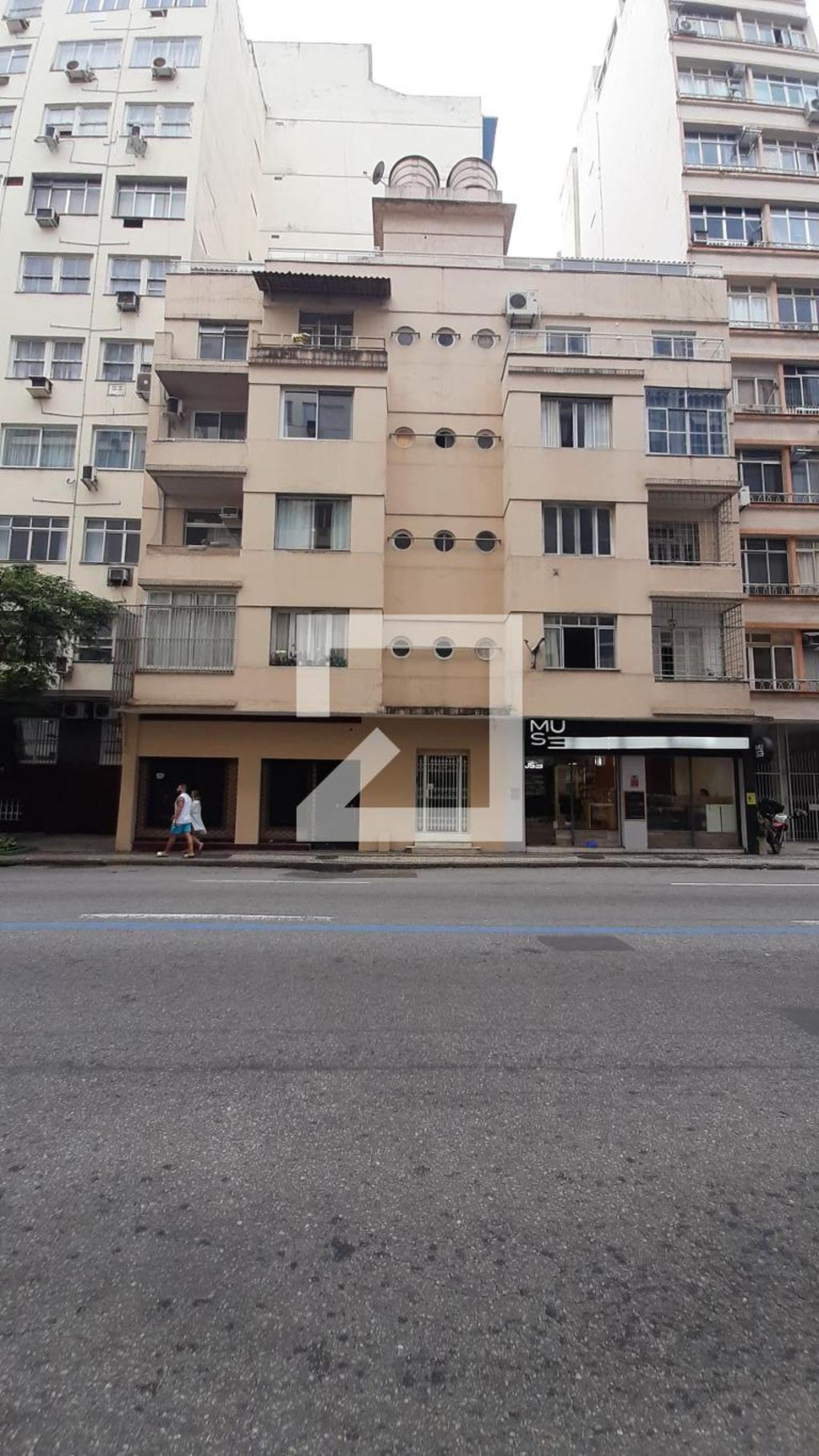 Fachada Condomínio em Rua Barata Ribeiro, 797