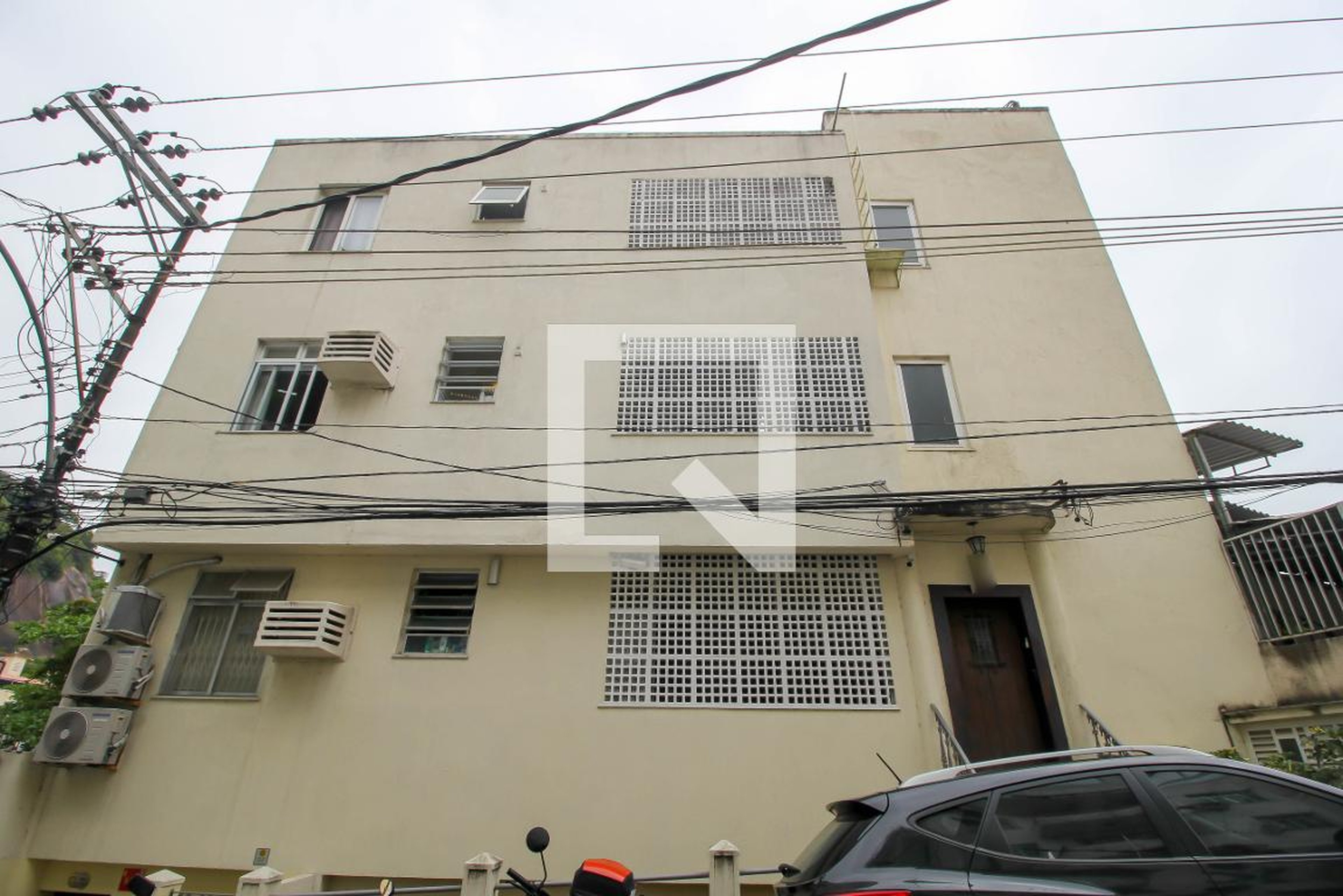 Fachada do Prédio Condomínio em Avenida São Sebastião, 61
