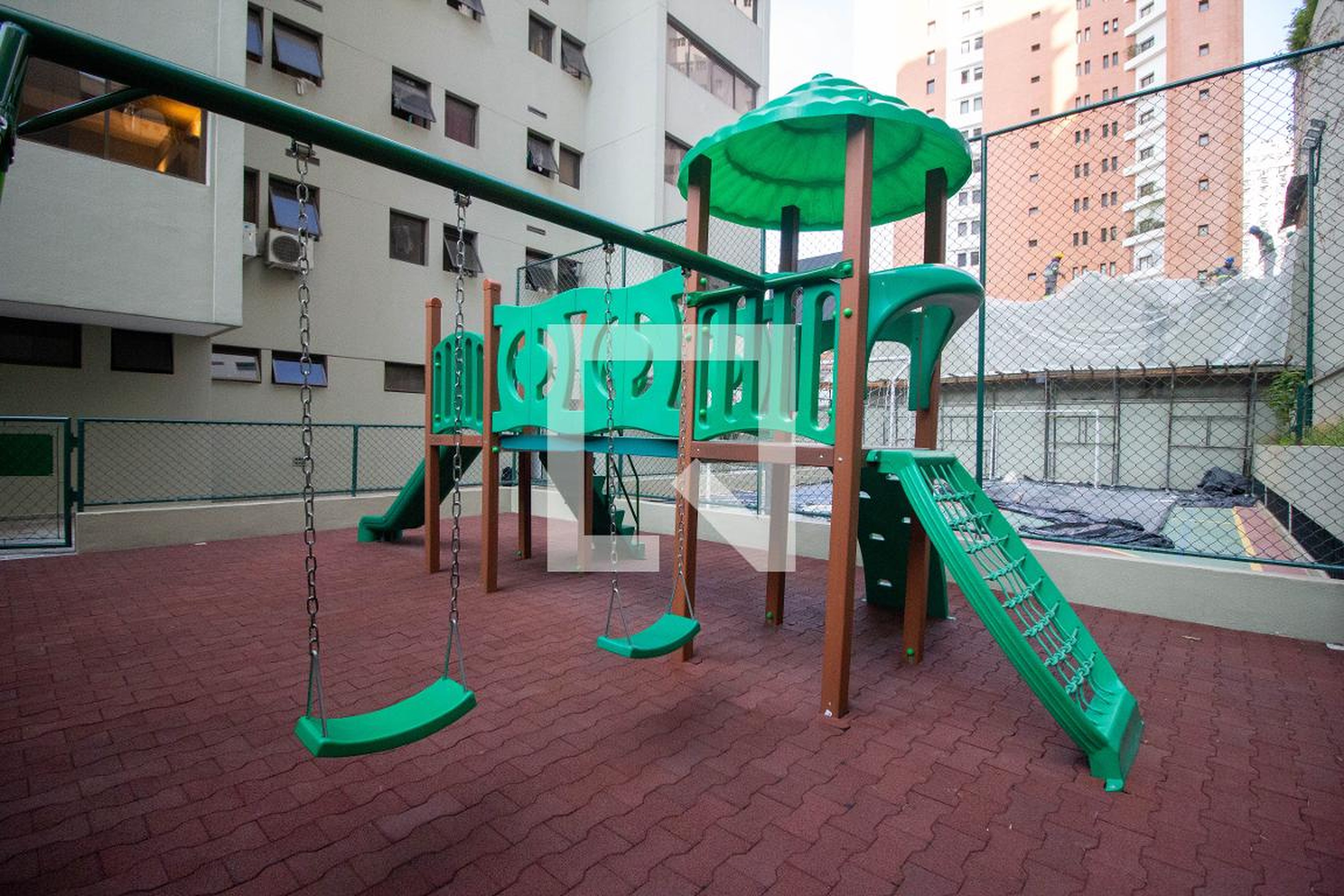 Playground - Edifício Las Palmas