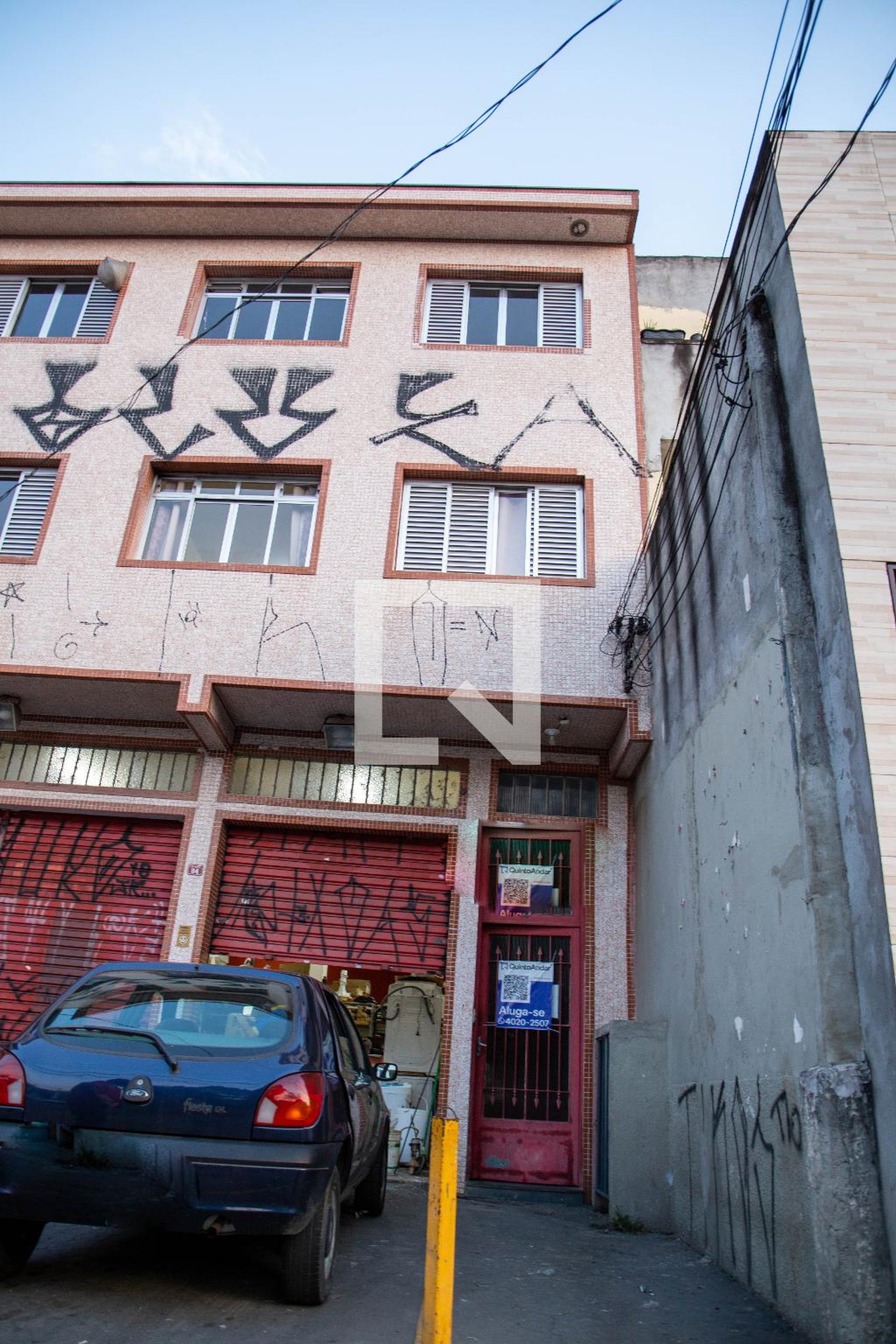 Fachada Condomínio em Avenida das Ameixeiras, 88