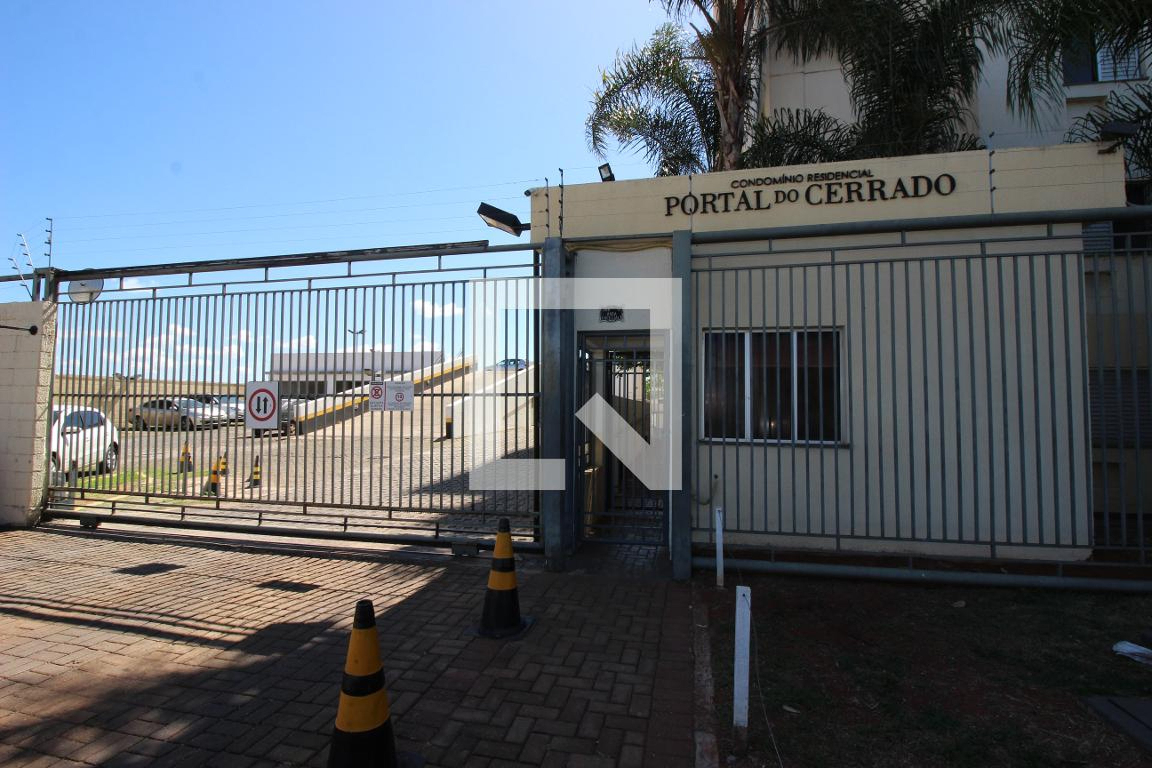 Fachada Condomínio em Qno 12 Aparteameto, 404