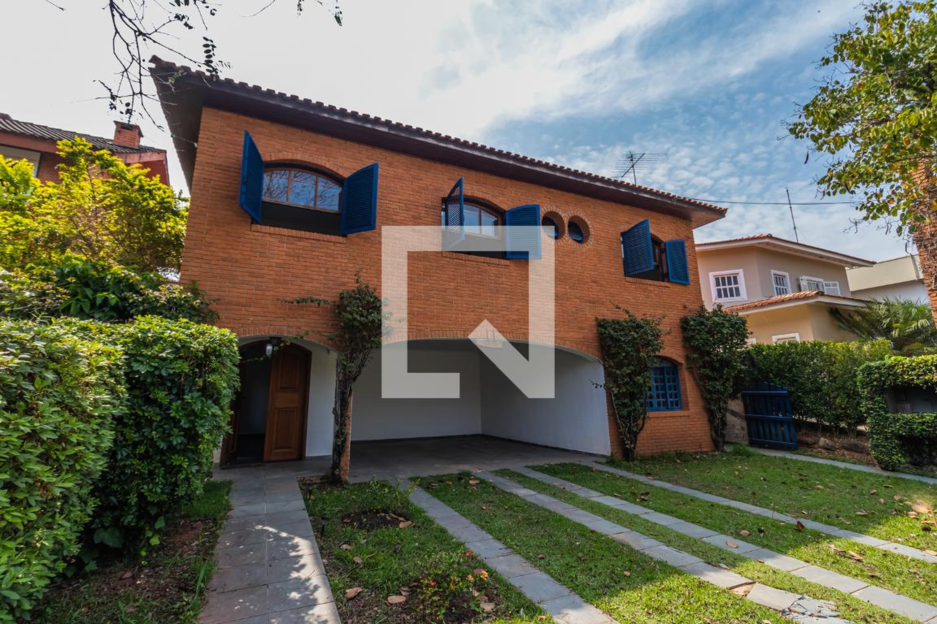 Fachada Condomínio Alphaville Residencial 9